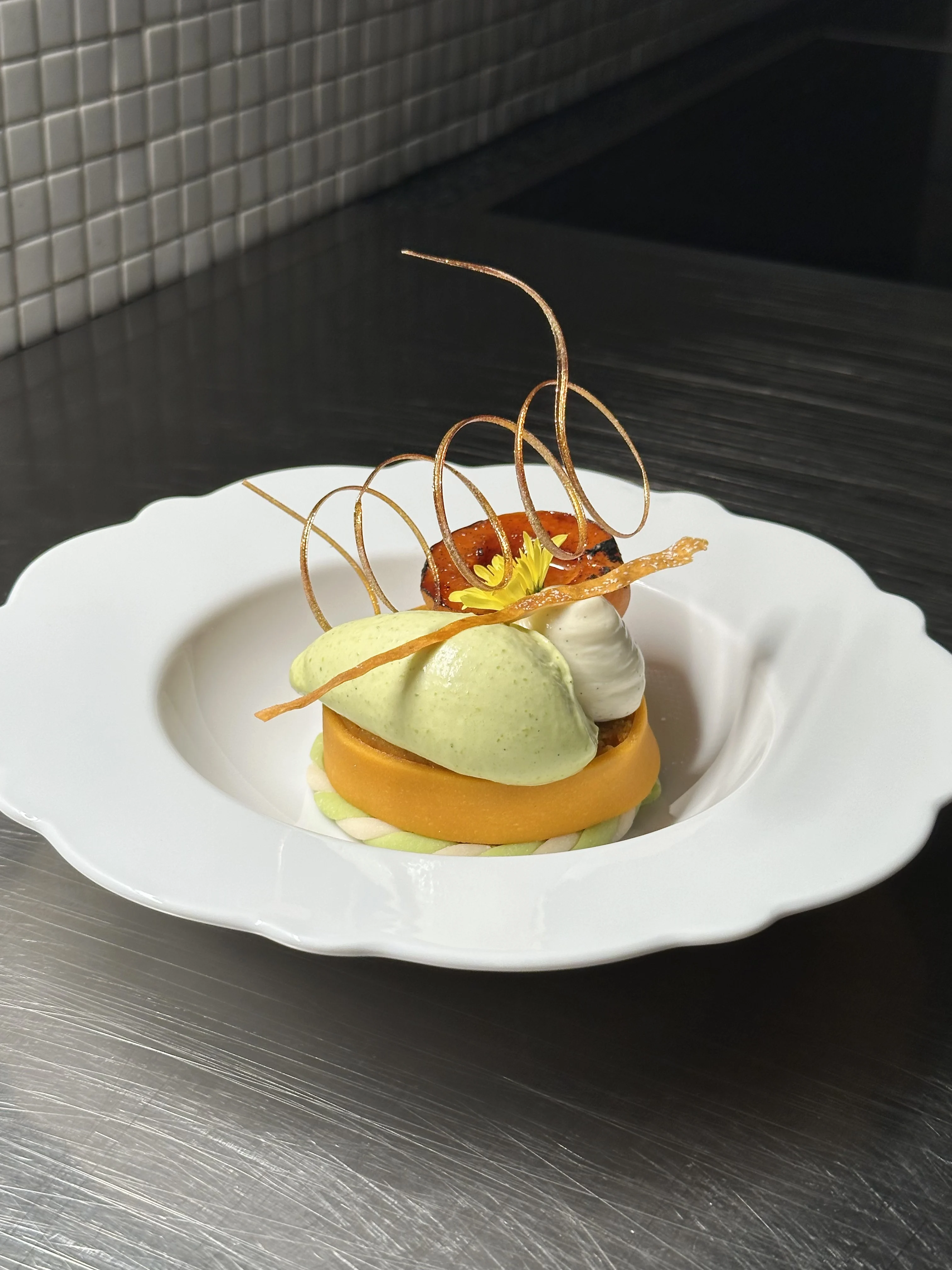 carrot-roll-with-pistachio-and-apricot