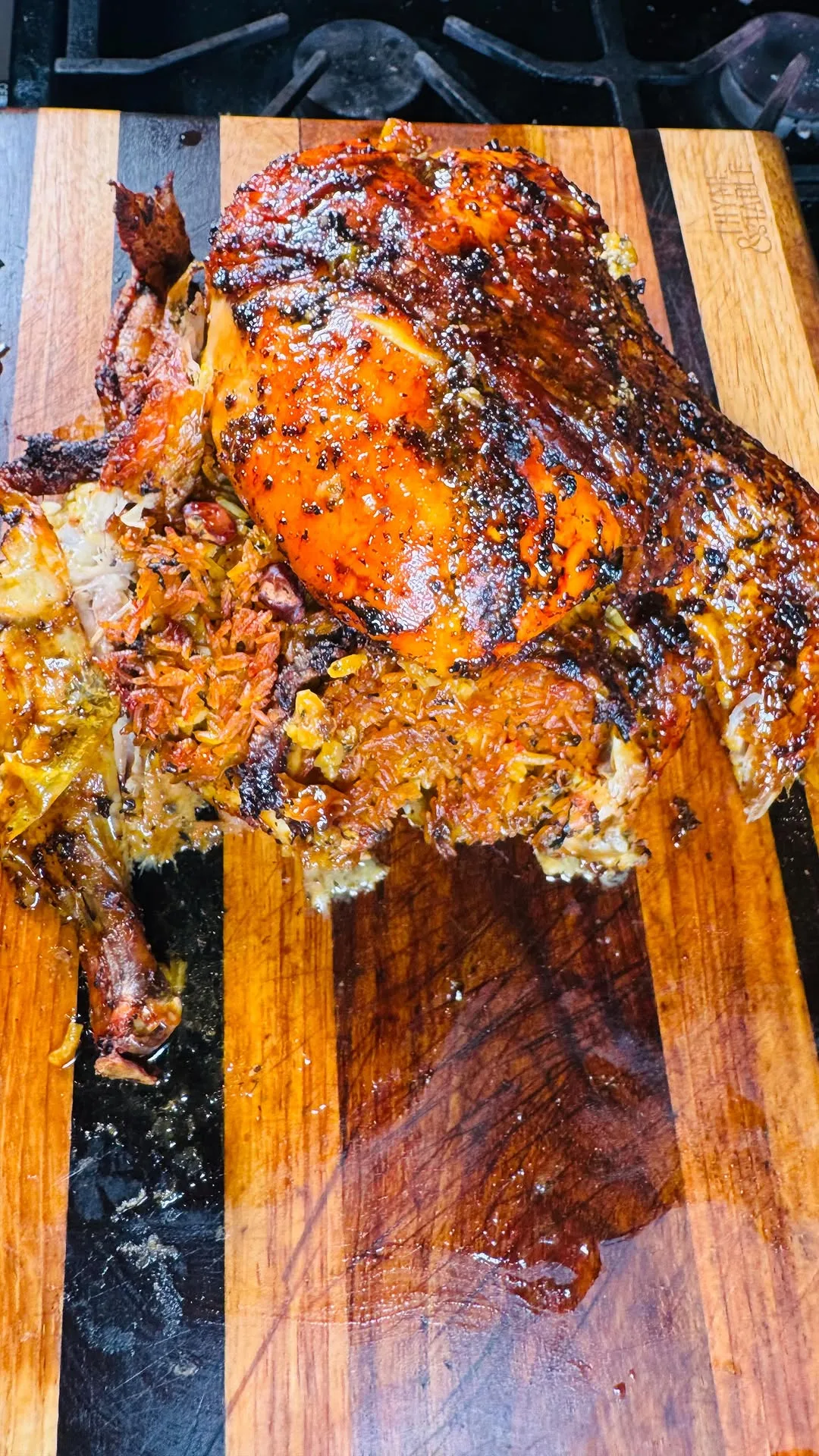 pollo-asado-relleno-de-arroz-moro