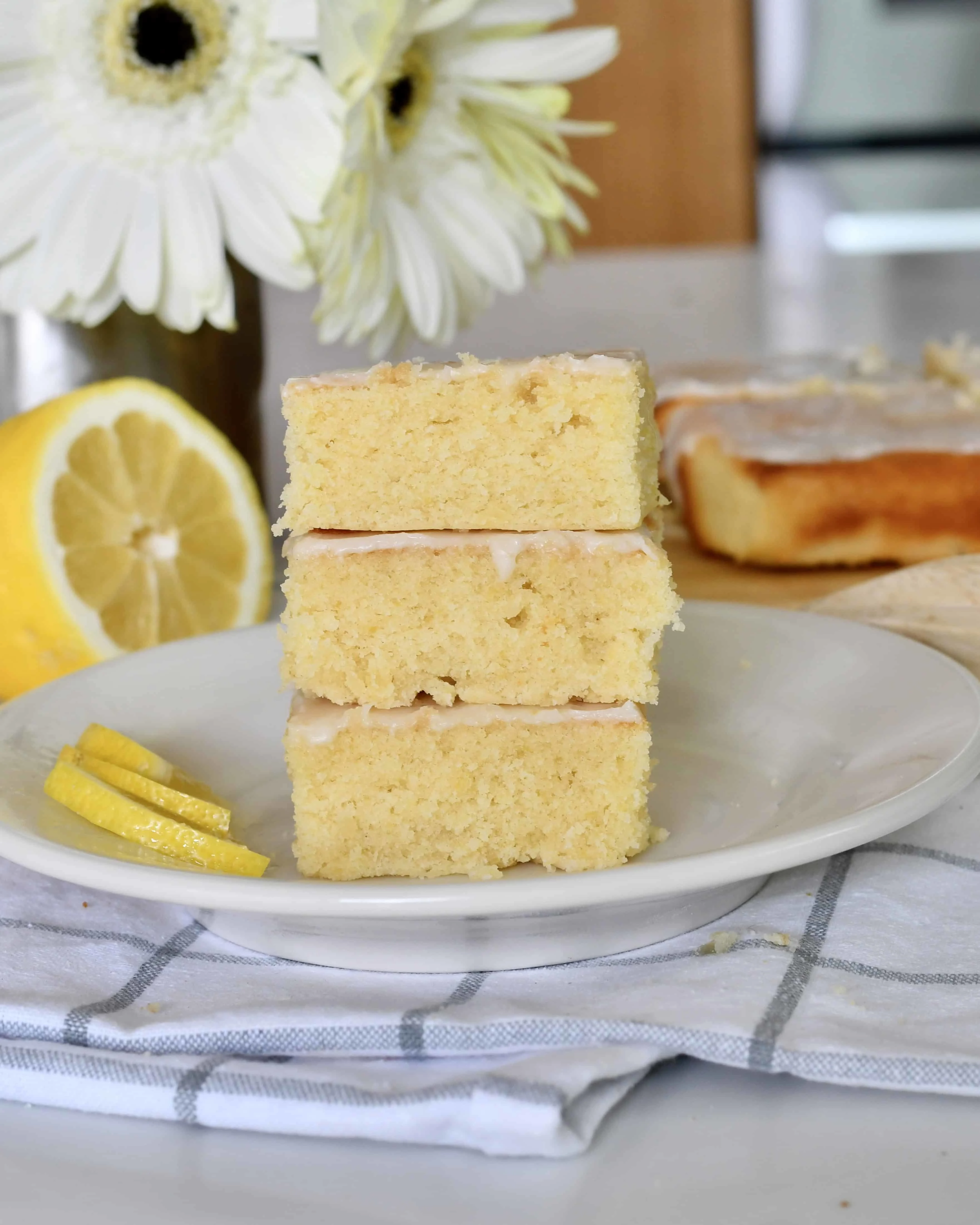 zesty-lemon-blondies-recipe