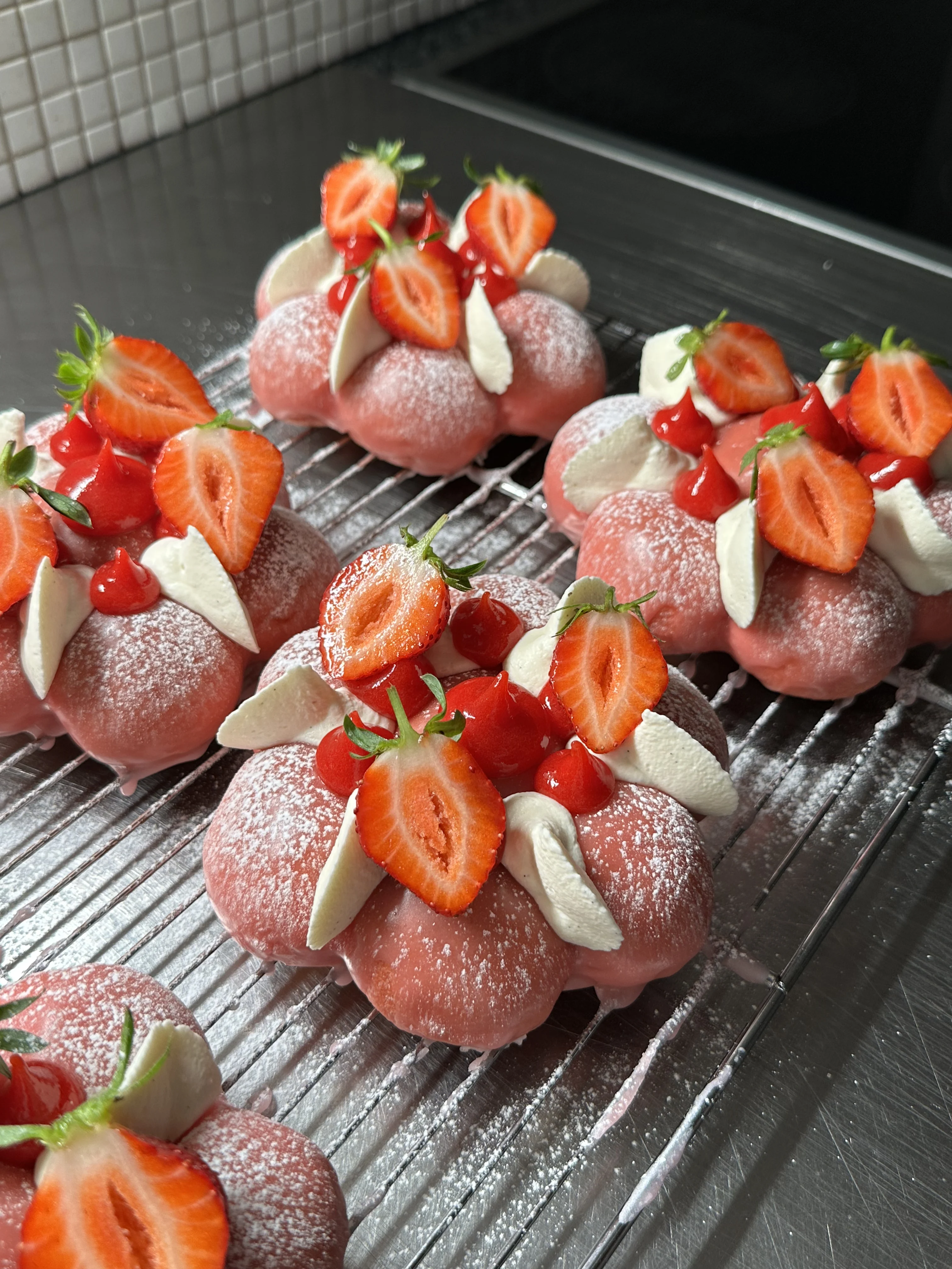 strawberries-and-cream-glazed-pastry