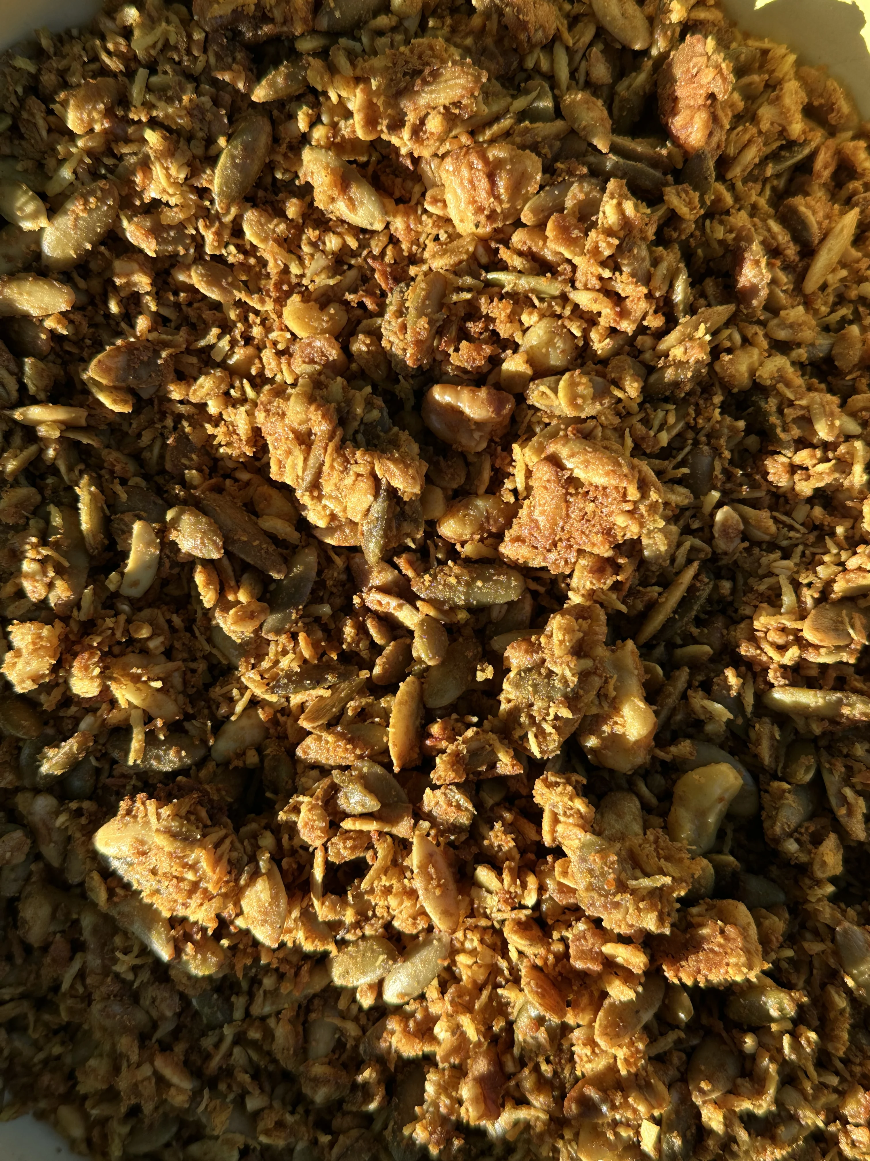 pumpkin-spice-granola