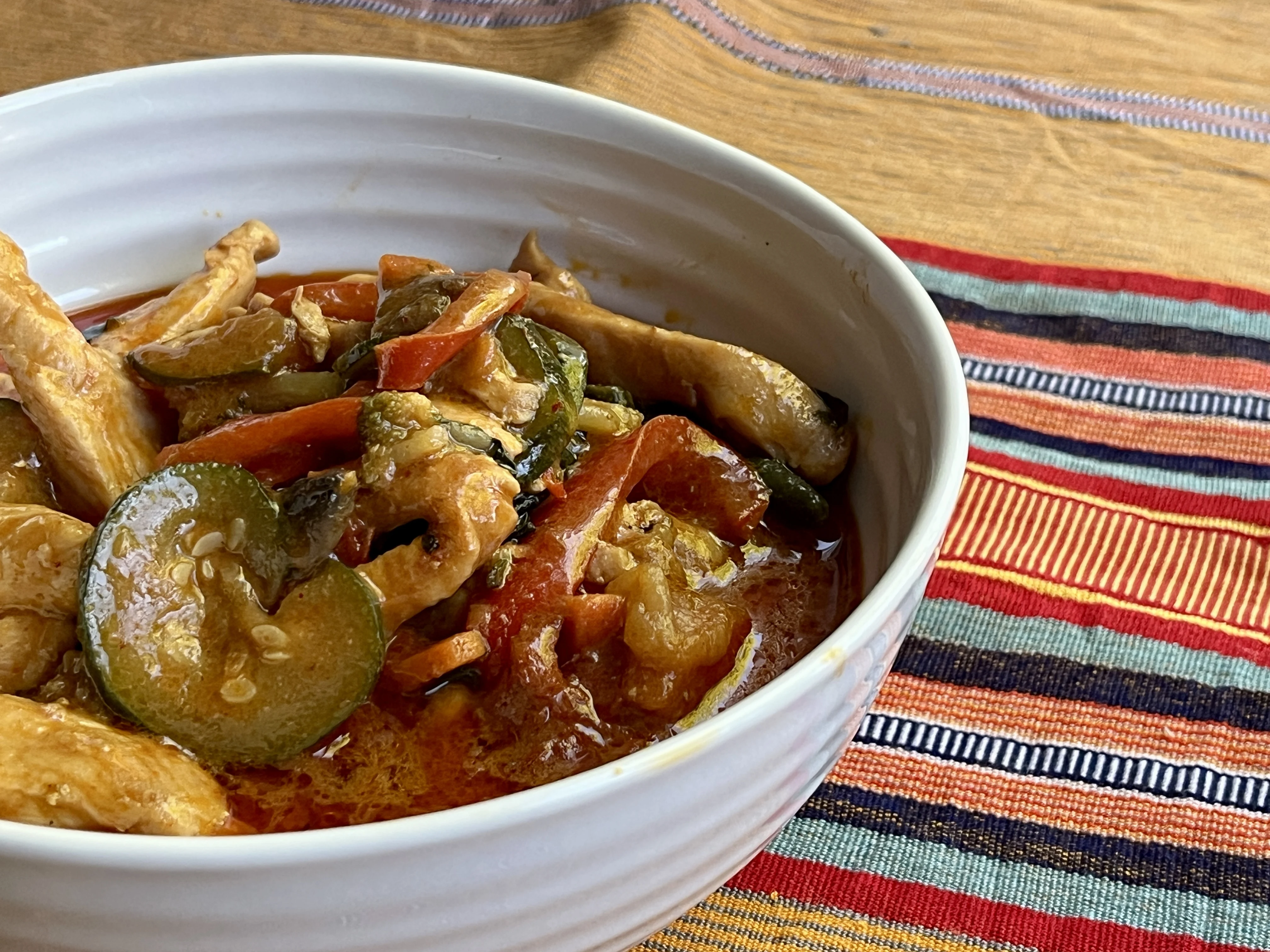 thai-red-curry-(gaeng-daeng)