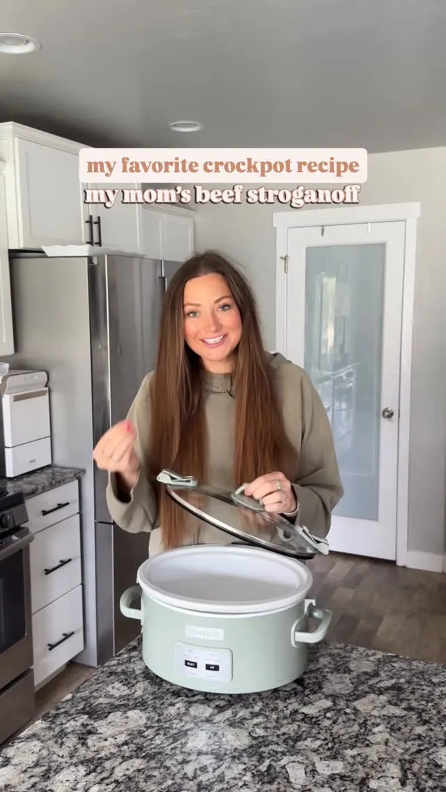 crockpot-beef-stroganoff