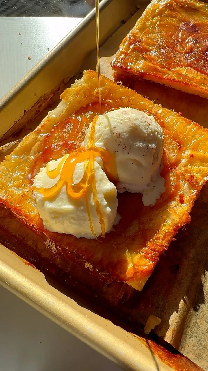 cinnamon-peach-turnovers