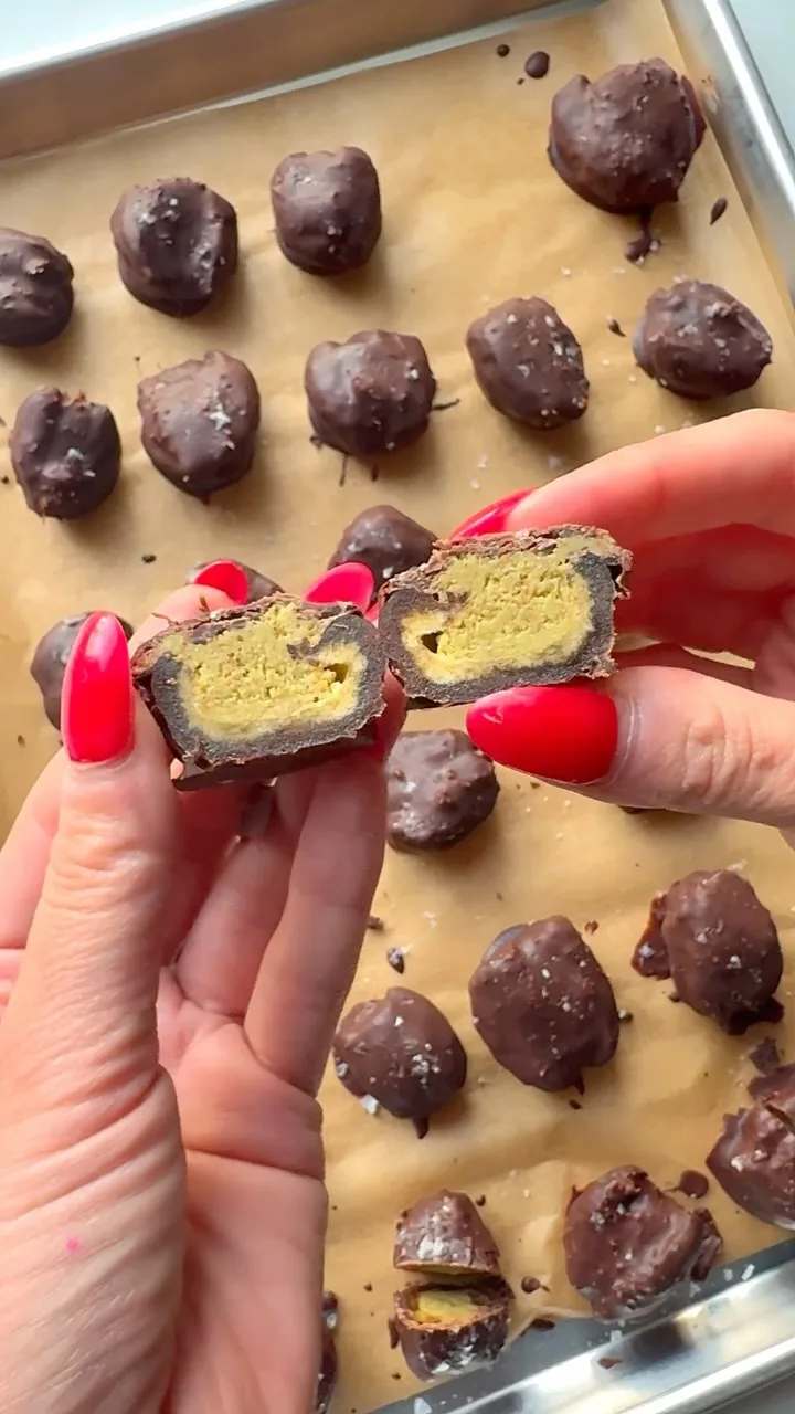 dubai-chocolate-stuffed-dates