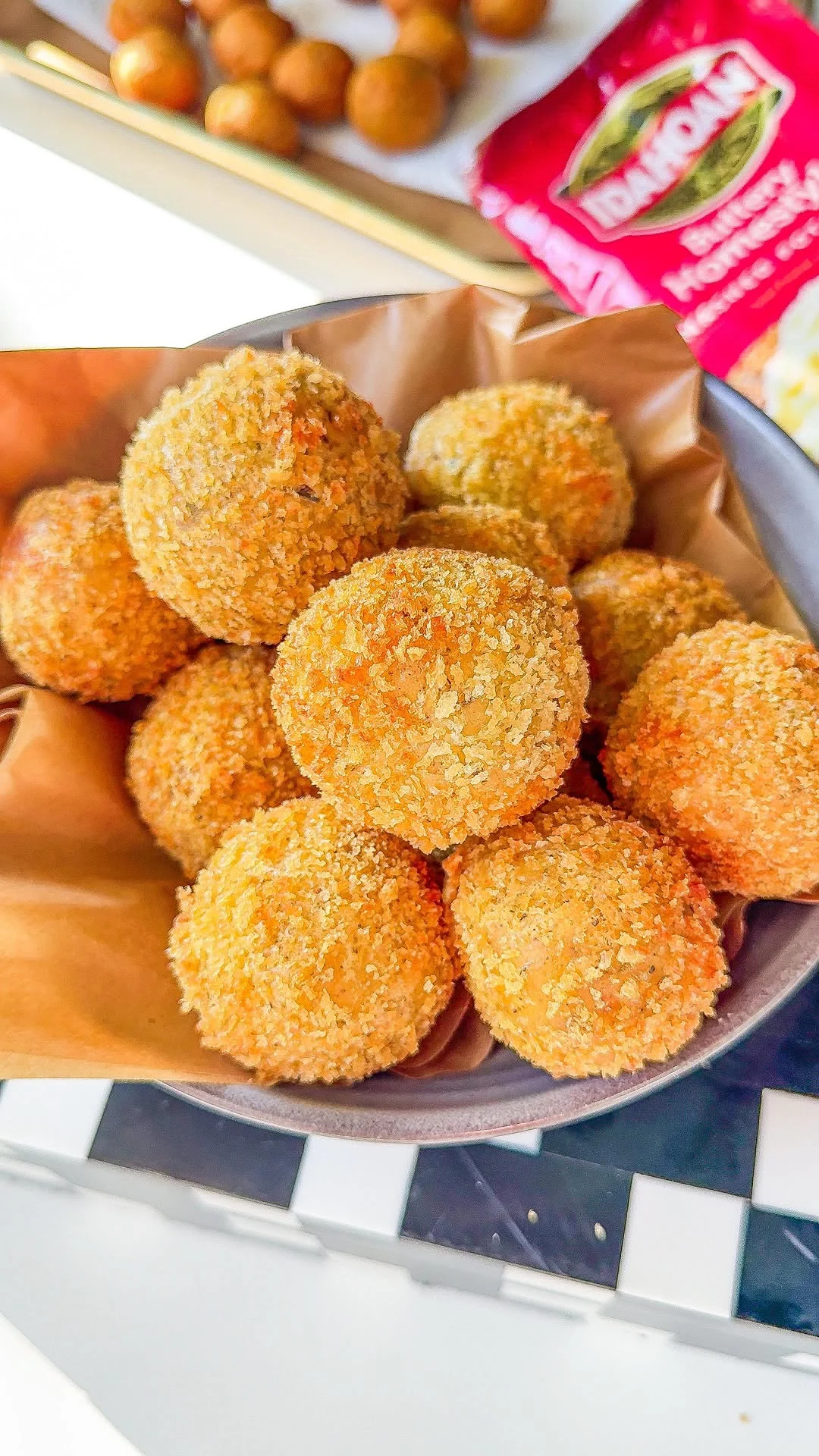 crispy-fried-cheese-stuffed-potato-balls