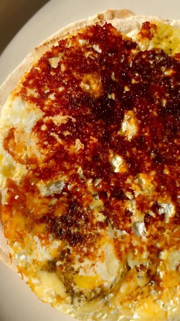 feta-eggs-with-zaatar-and-pita-bread