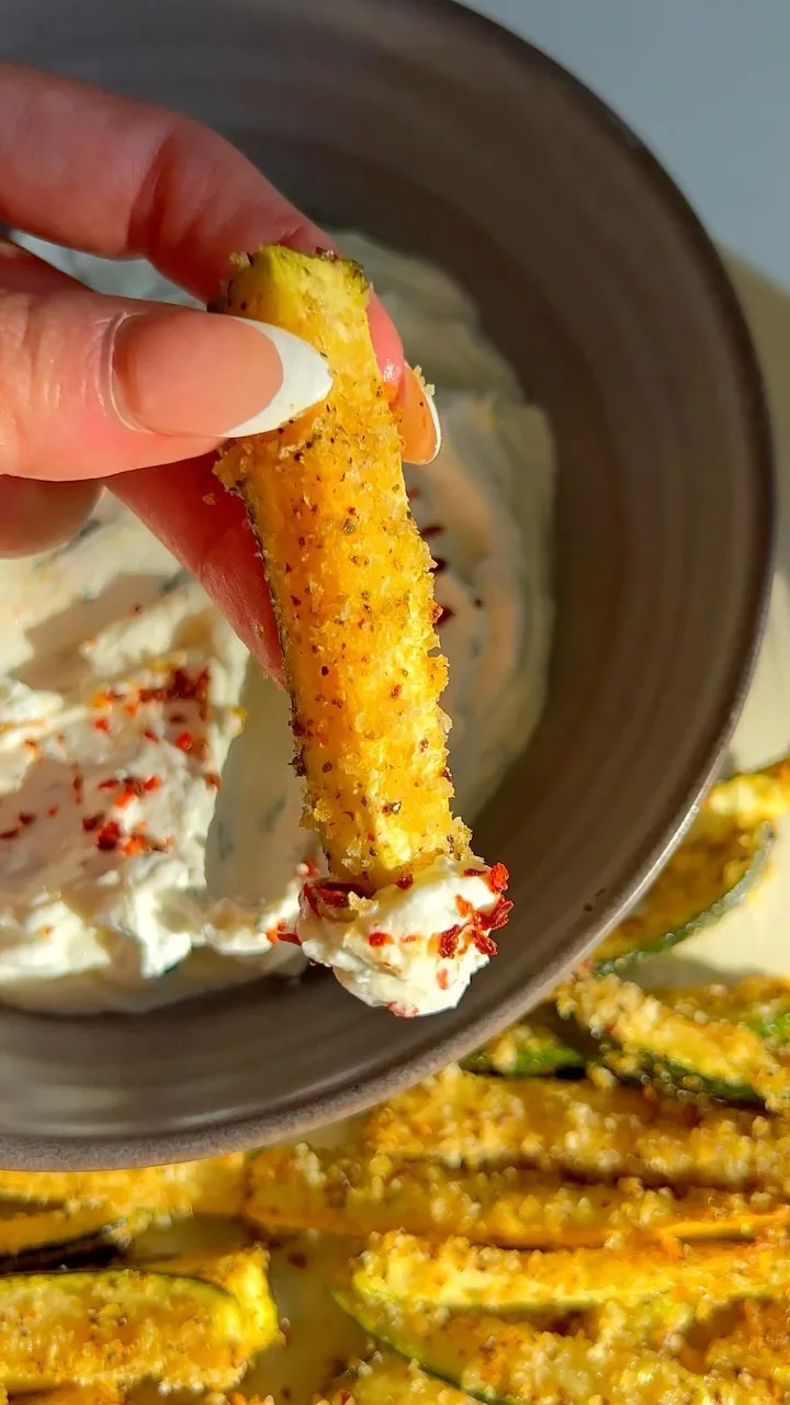 zucchini-fries-with-mint-labna-dip