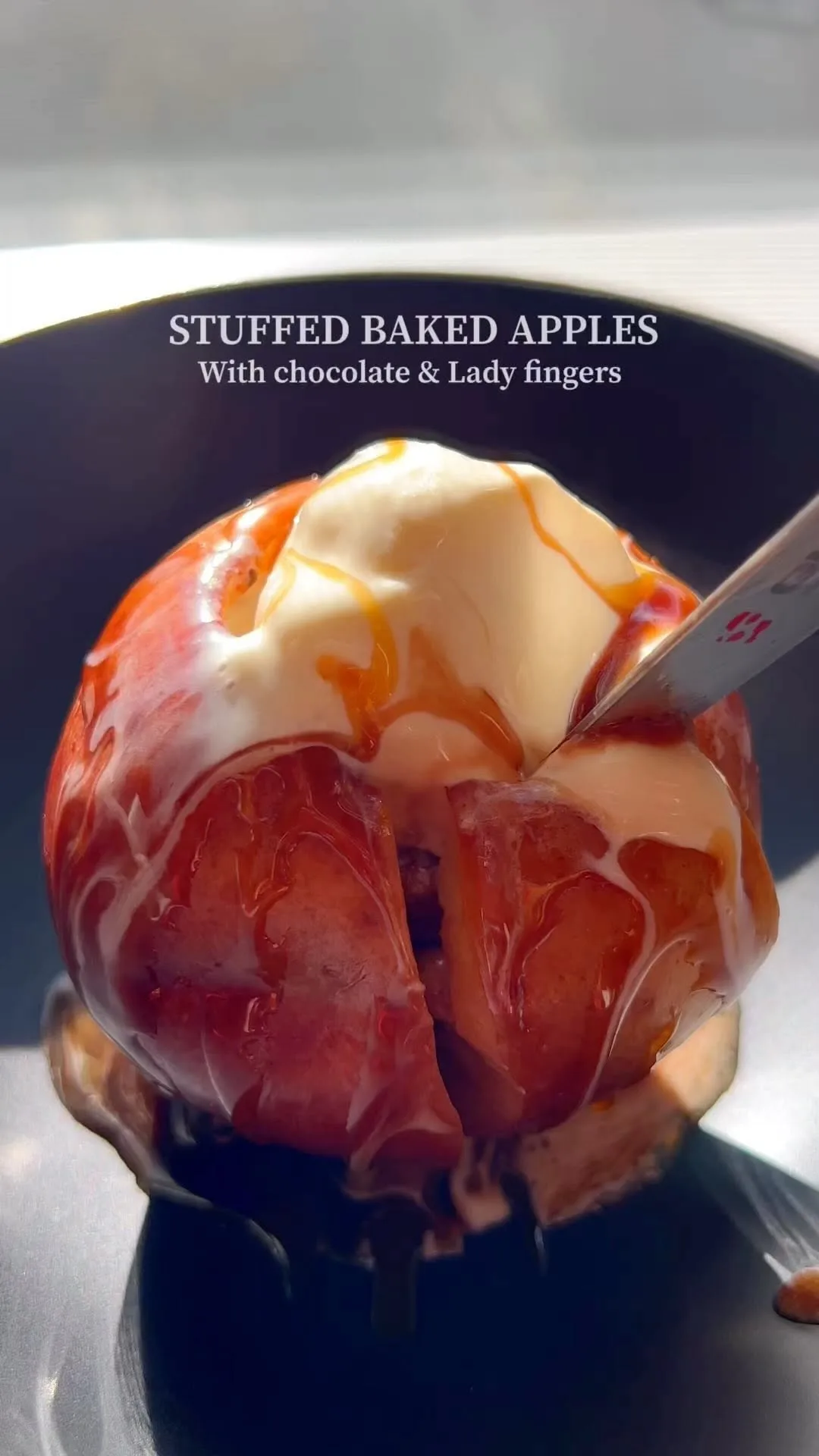 stuffed-baked-apples-with-chocolate-and-lady-fingers