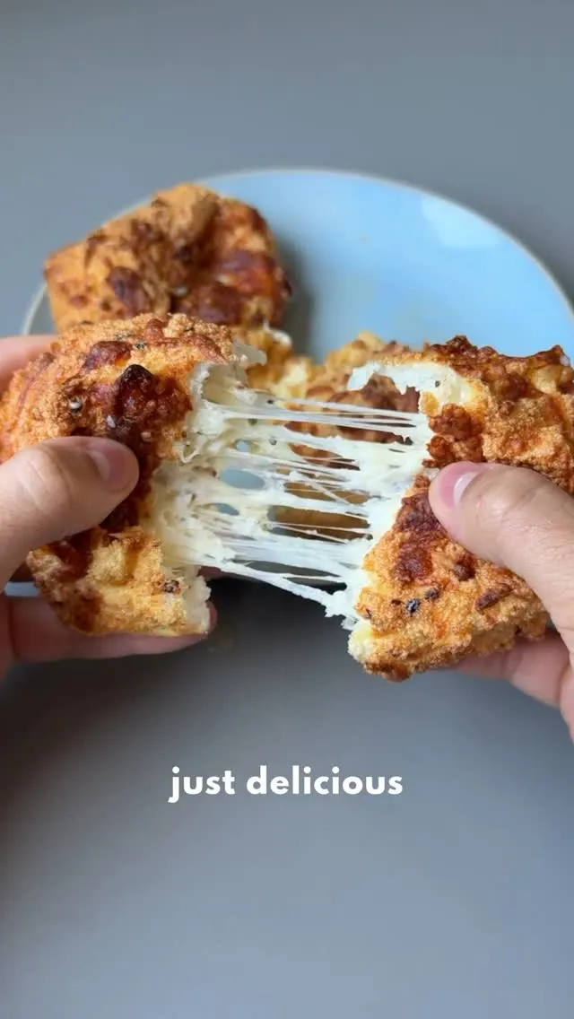 garlic-cheese-cloud-bread