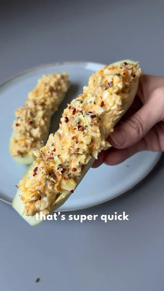 low-carb-tuna-stuffed-cucumbers