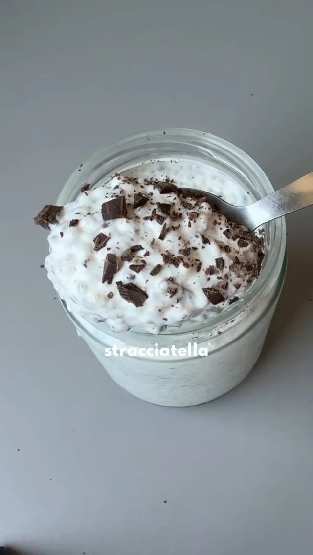 stracciatella-chia-pudding