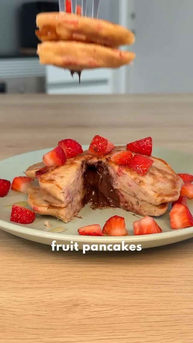 fruit-pancakes