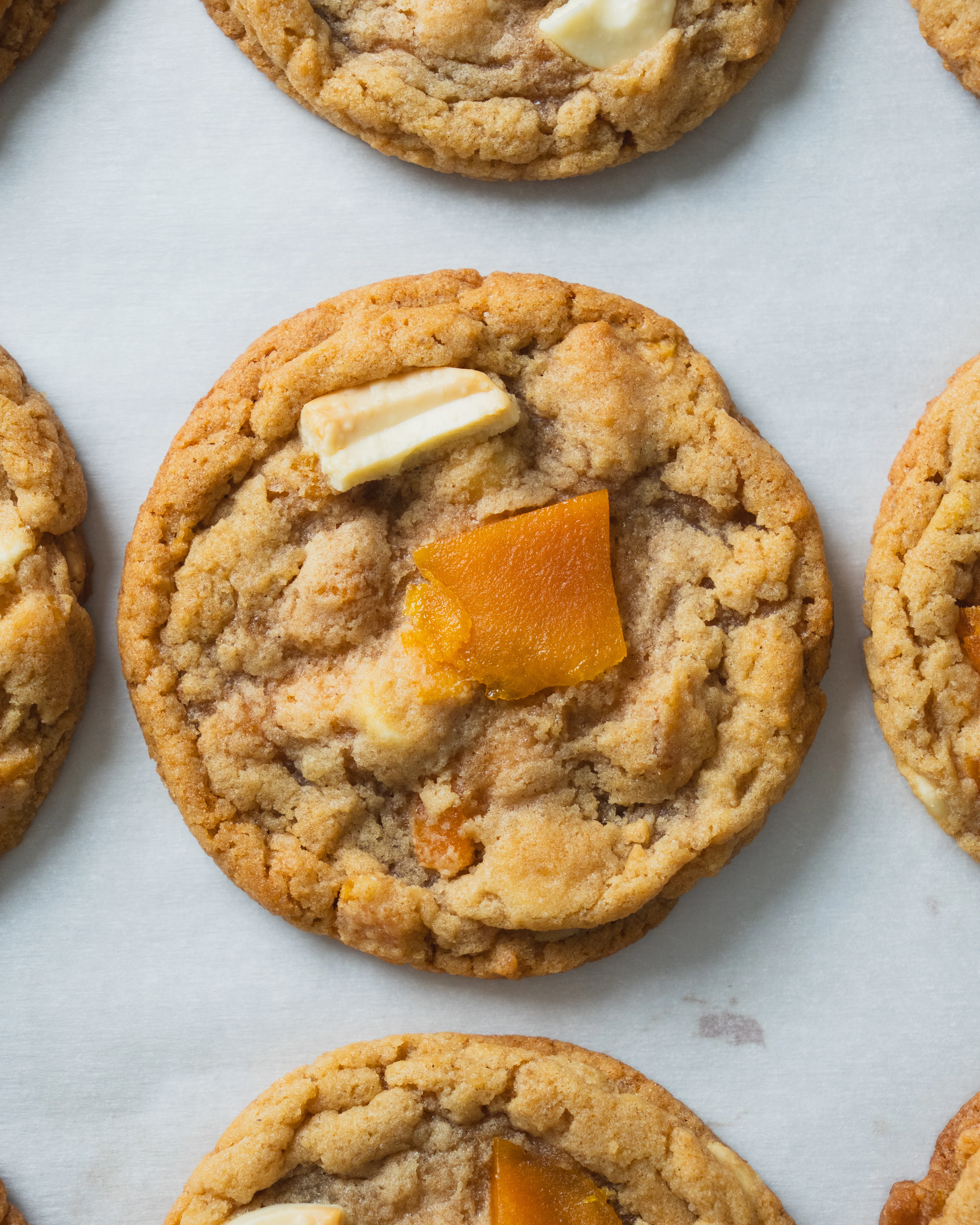 mango-white-chocolate-cookie