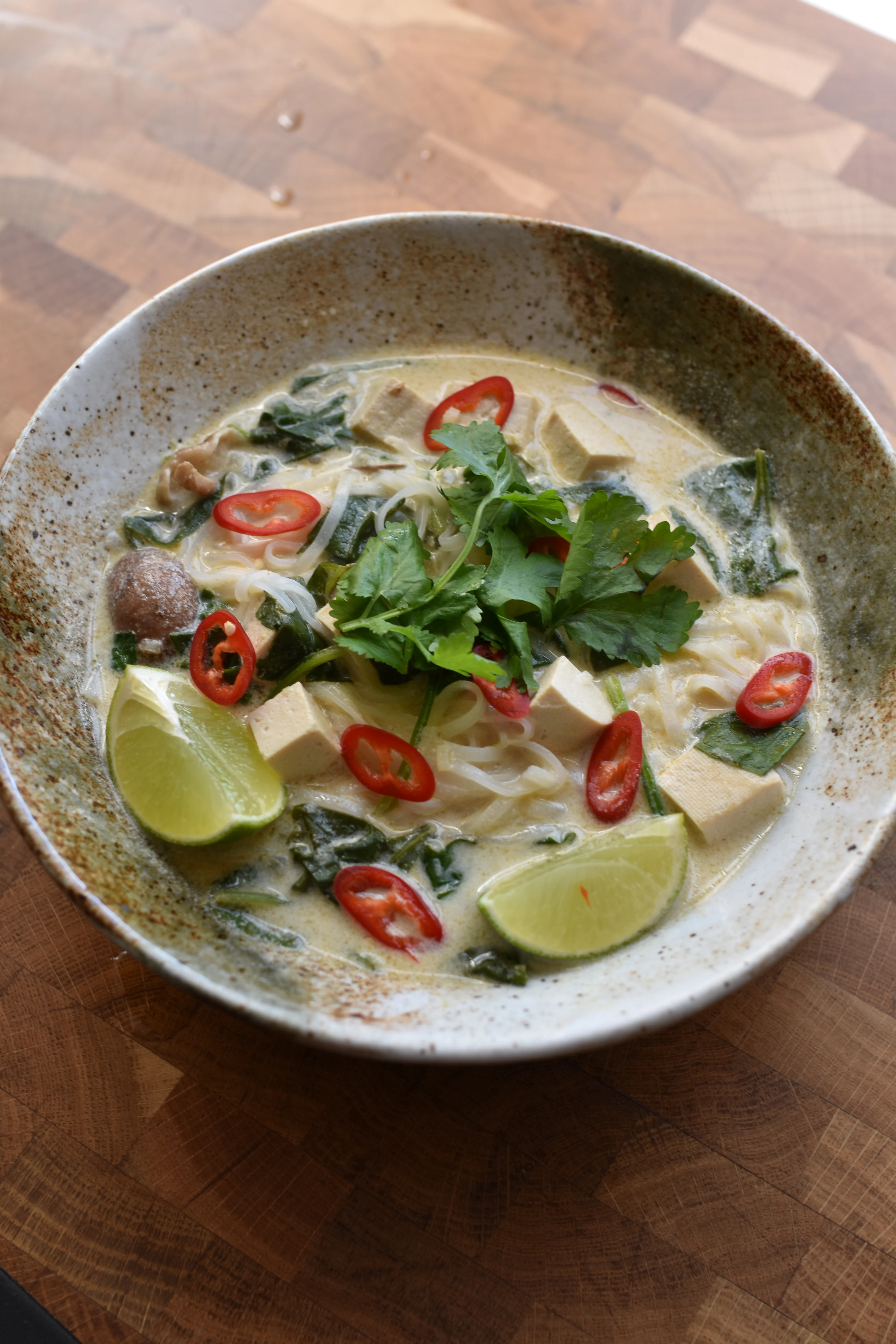thai-tom-kha-with-rice-noodles