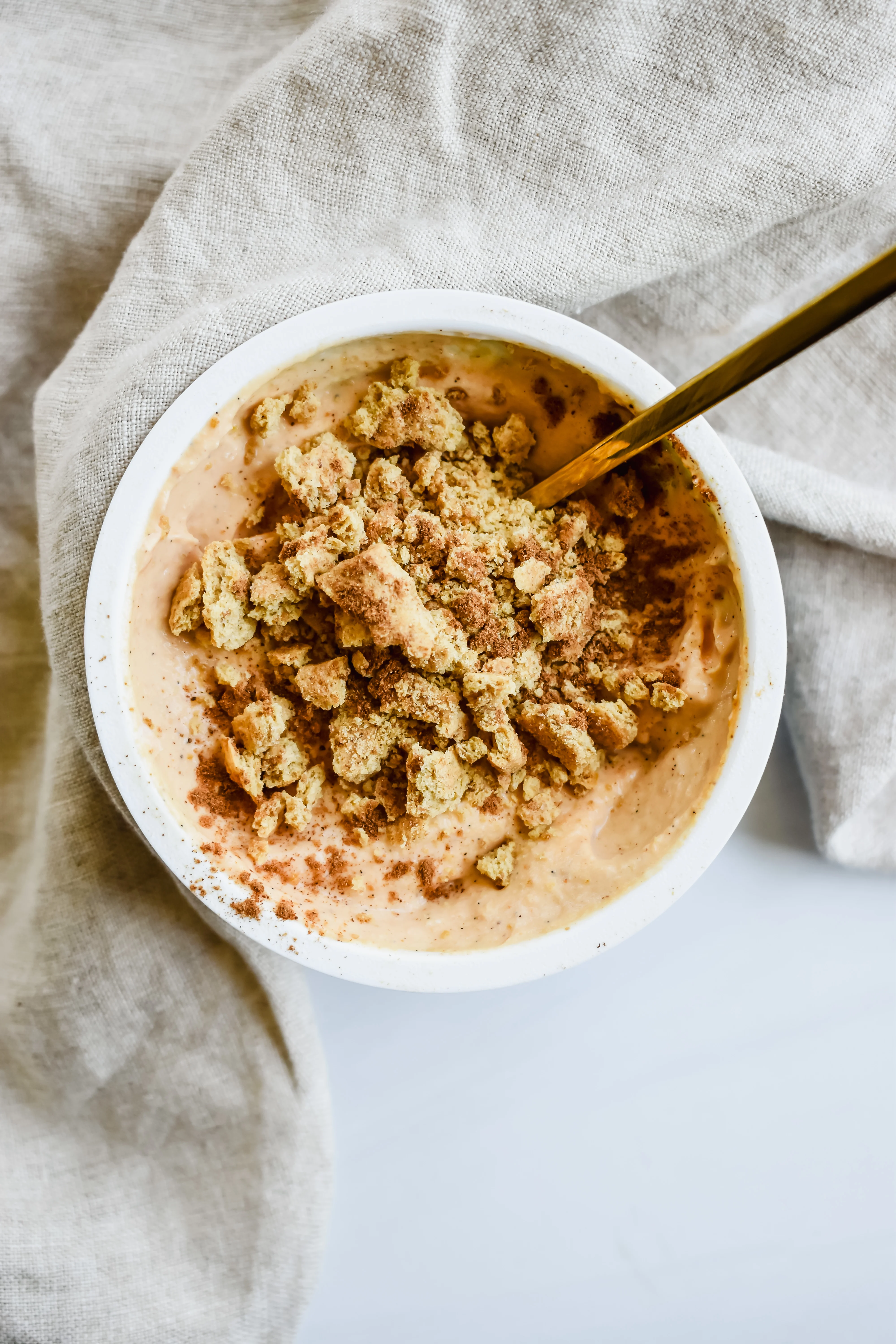 high-protein-creamy-pumpkin-butterscotch-bowl