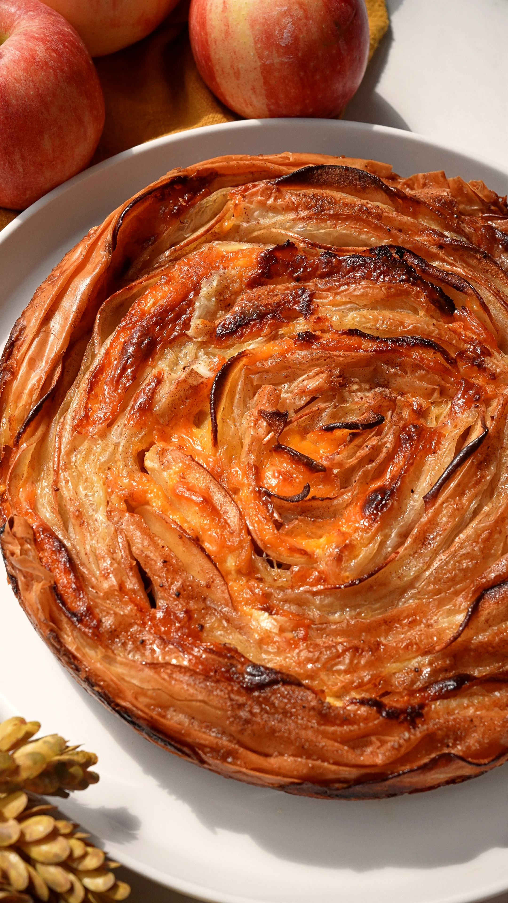 apple-and-cheddar-crinkle-pie