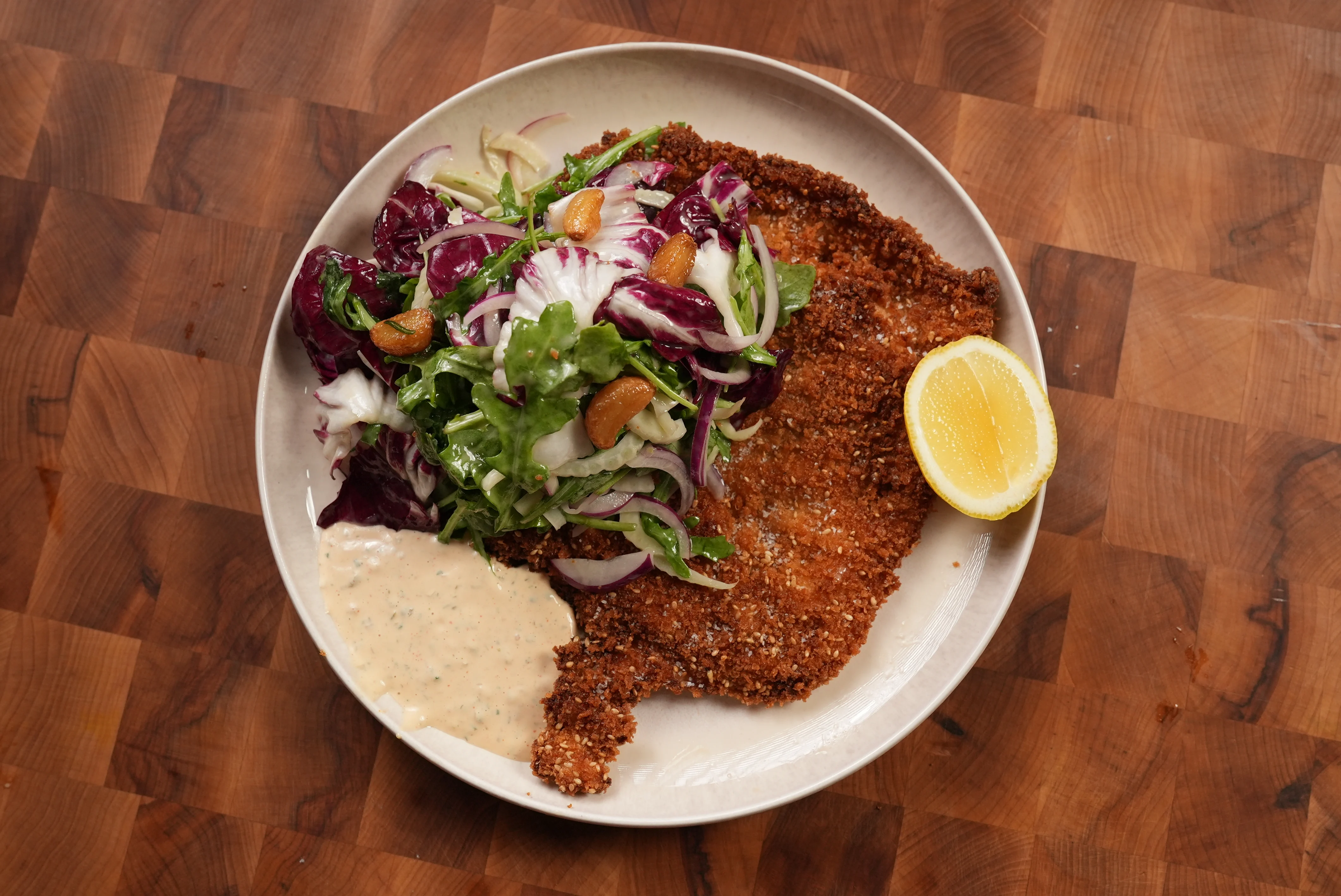 garlicky-schnitzel-salad
