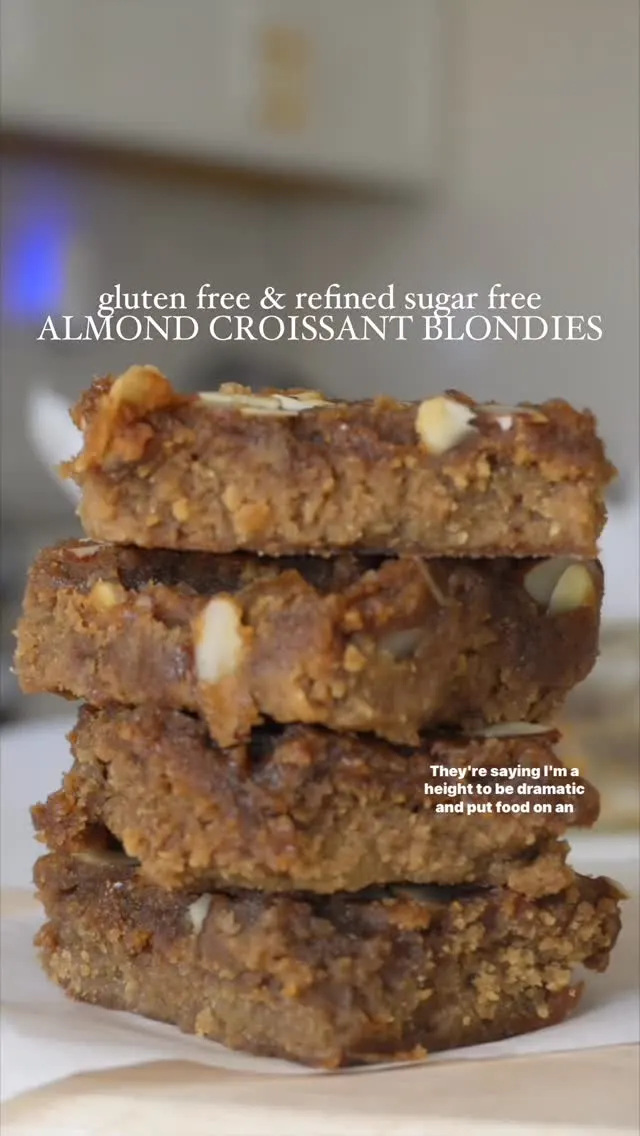 almond-croissant-blondies