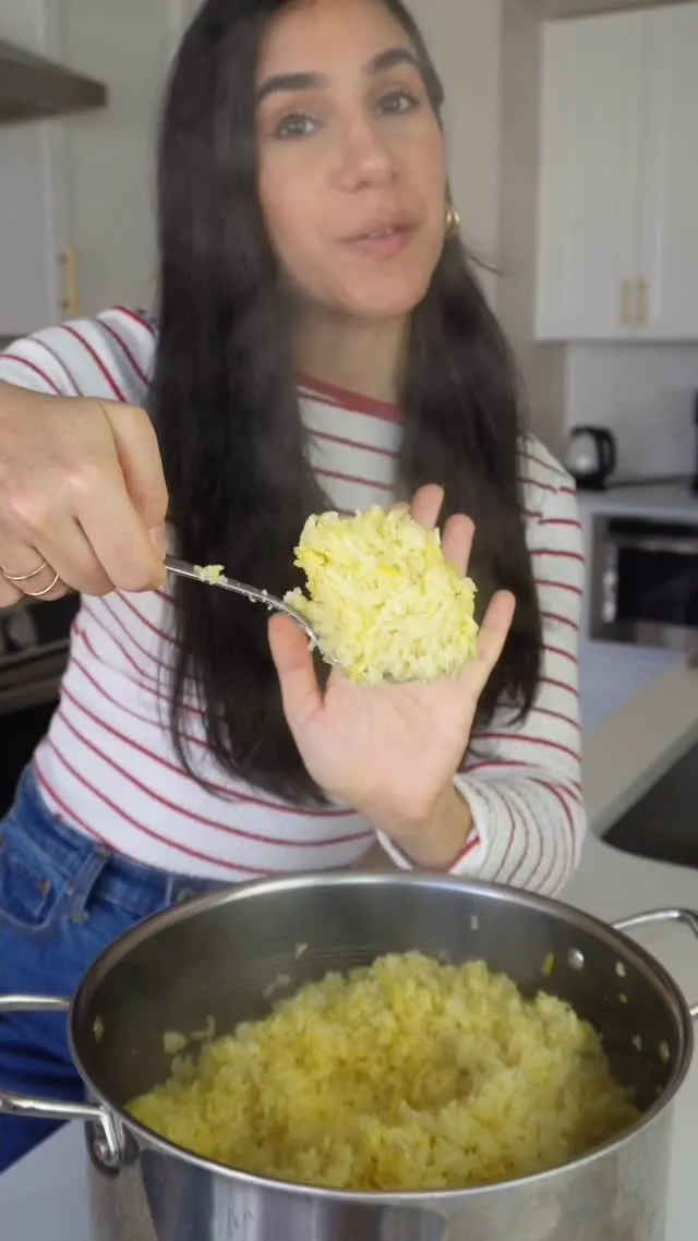 weight-loss-friendly-cauliflower-rice-fluff