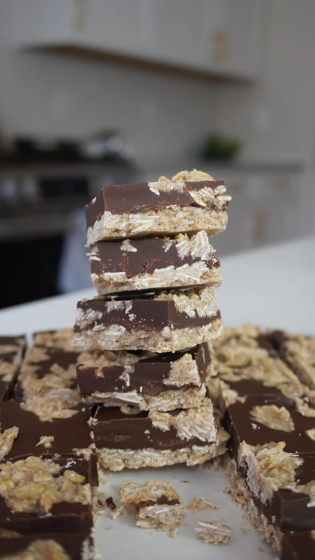 tahini-fudge-oat-bars