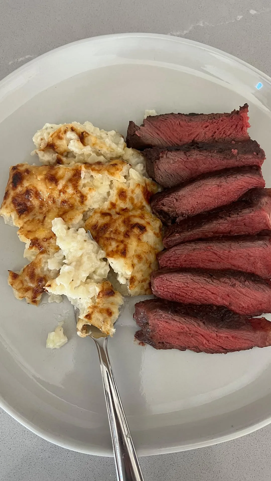 creamy-cauliflower-and-steak-dinner