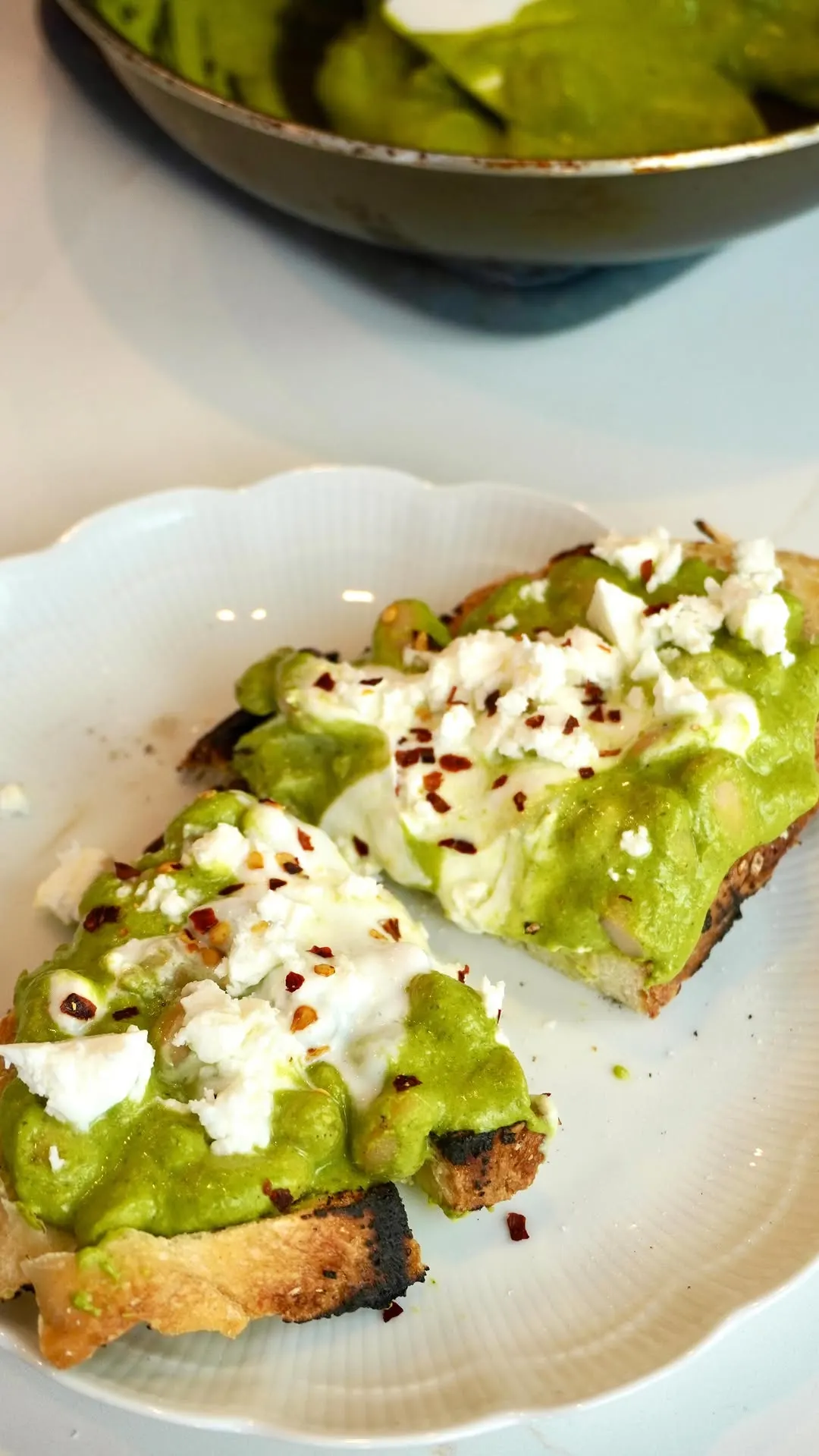 protein-creamy-beans-toast