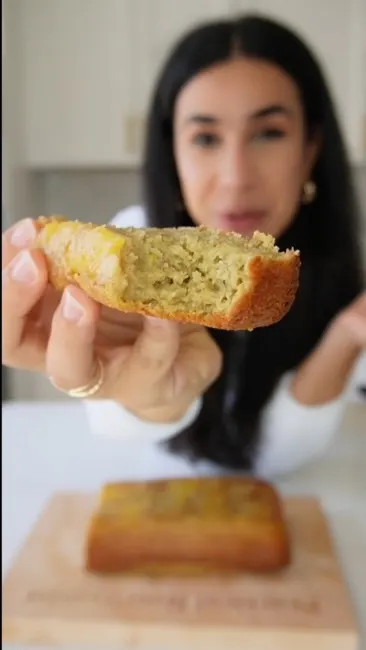 healthy-peach-snack-cake