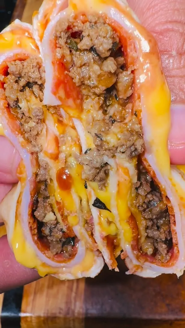 rollos-de-carnejamonqueso-y-pepperonis