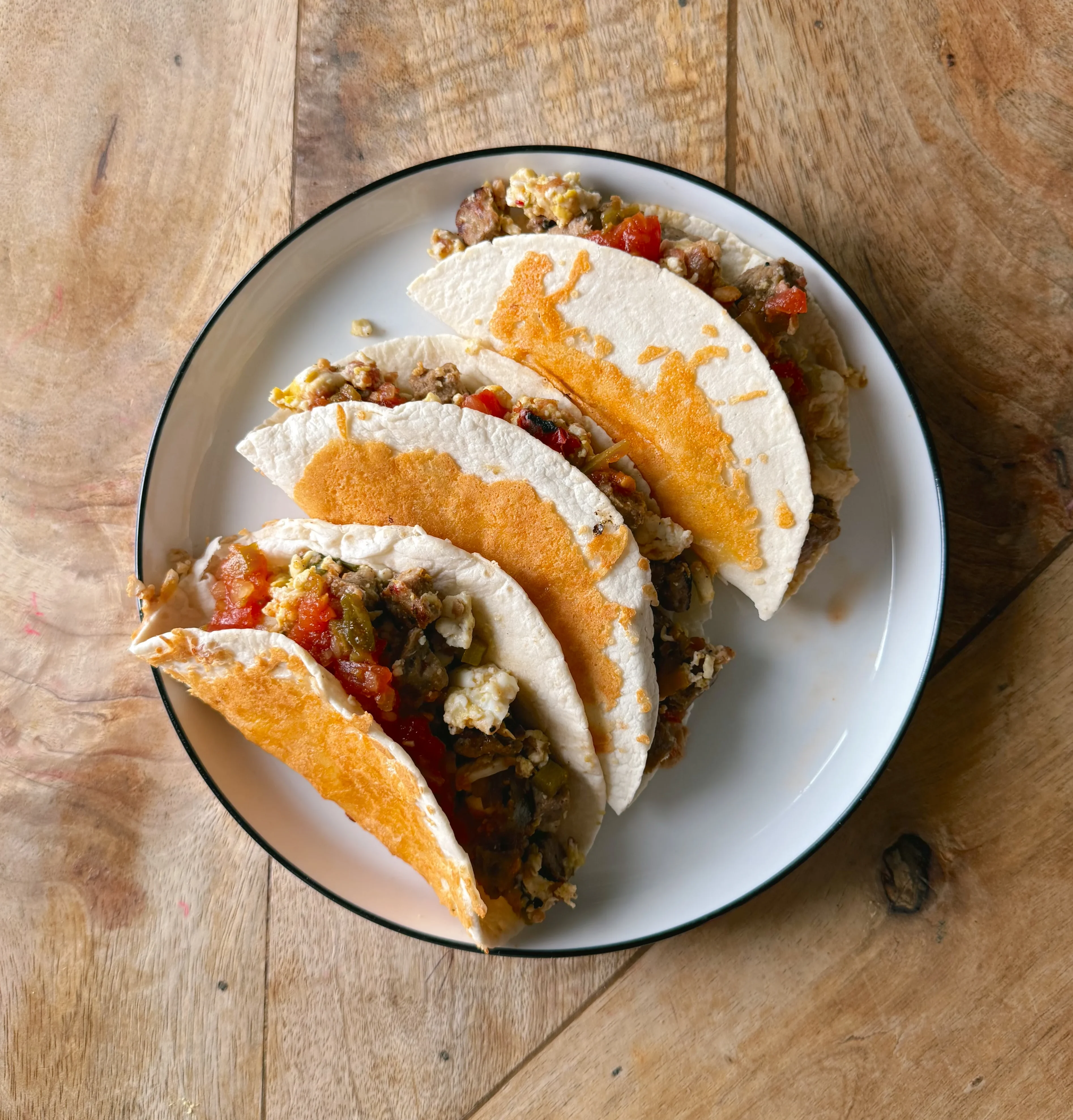 cheesy-breakfast-tacos