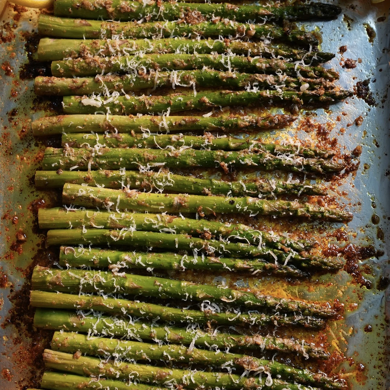 oven-roasted-garlic-parmigiano-asparagus