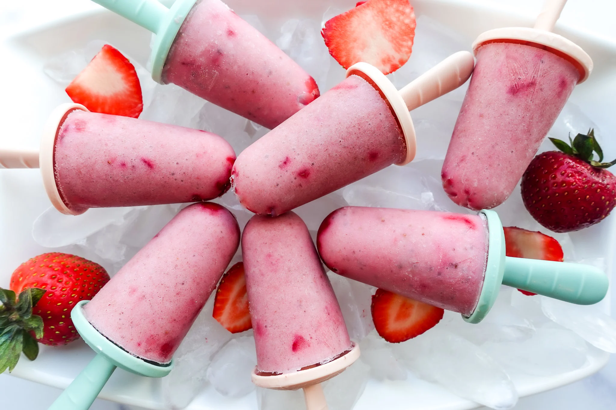 homemade-strawberry-popsicles