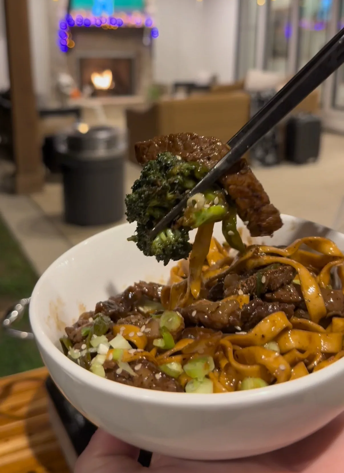 mongolian-beef-with-wavy-noodles