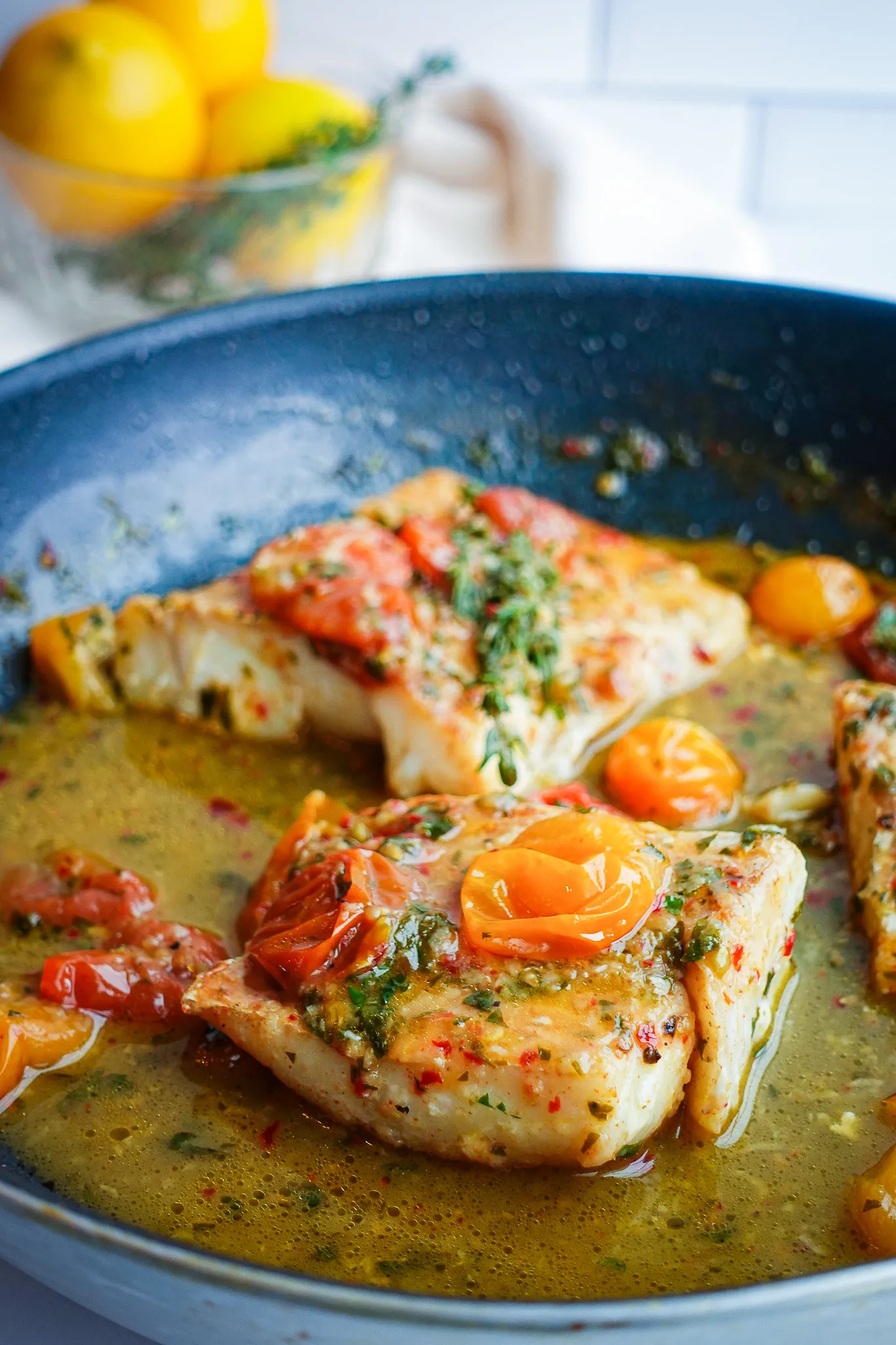 pan-seared-cod-fish-with-white-wine-sauce