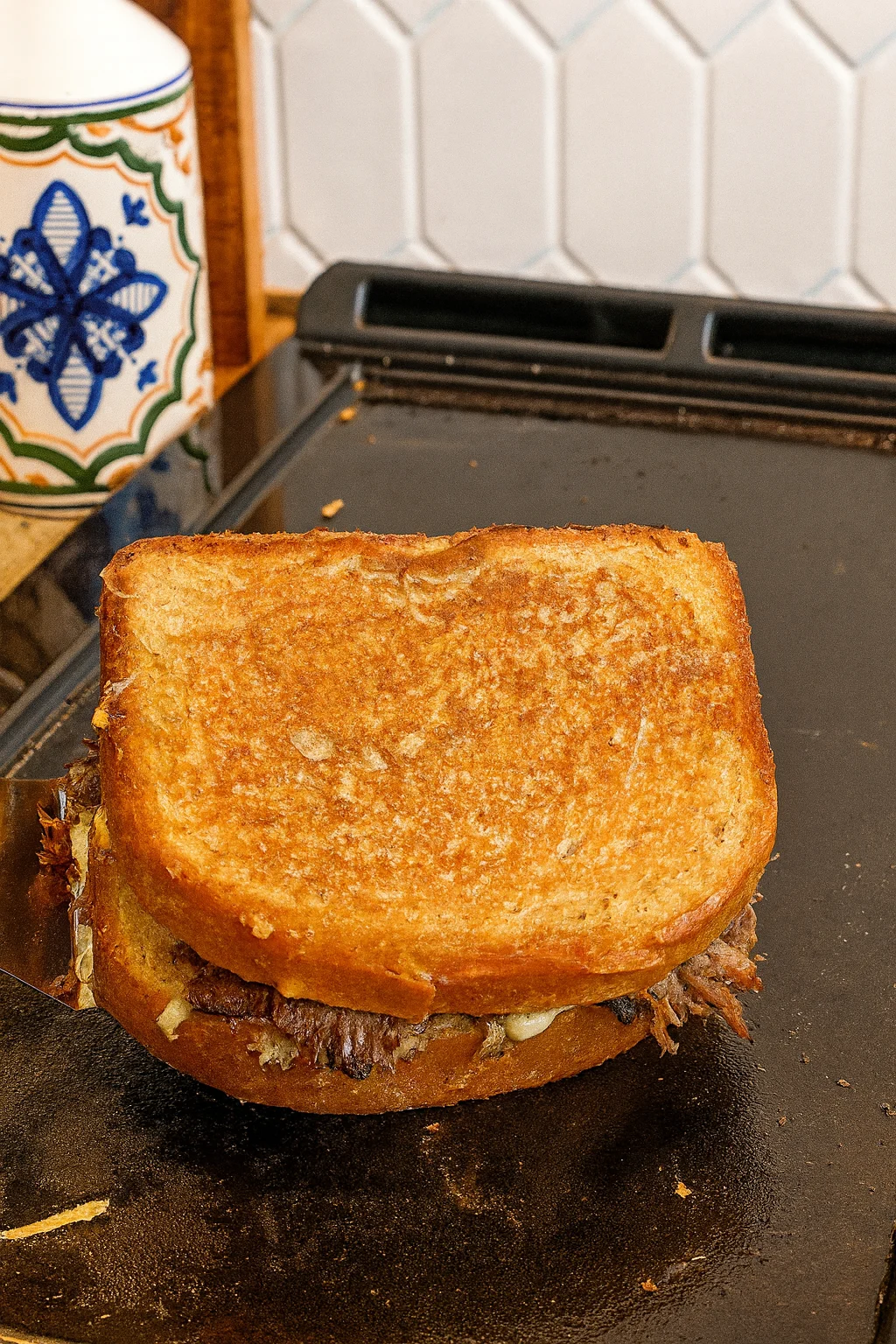 pulled-beef-sandwich-with-homemade-bread