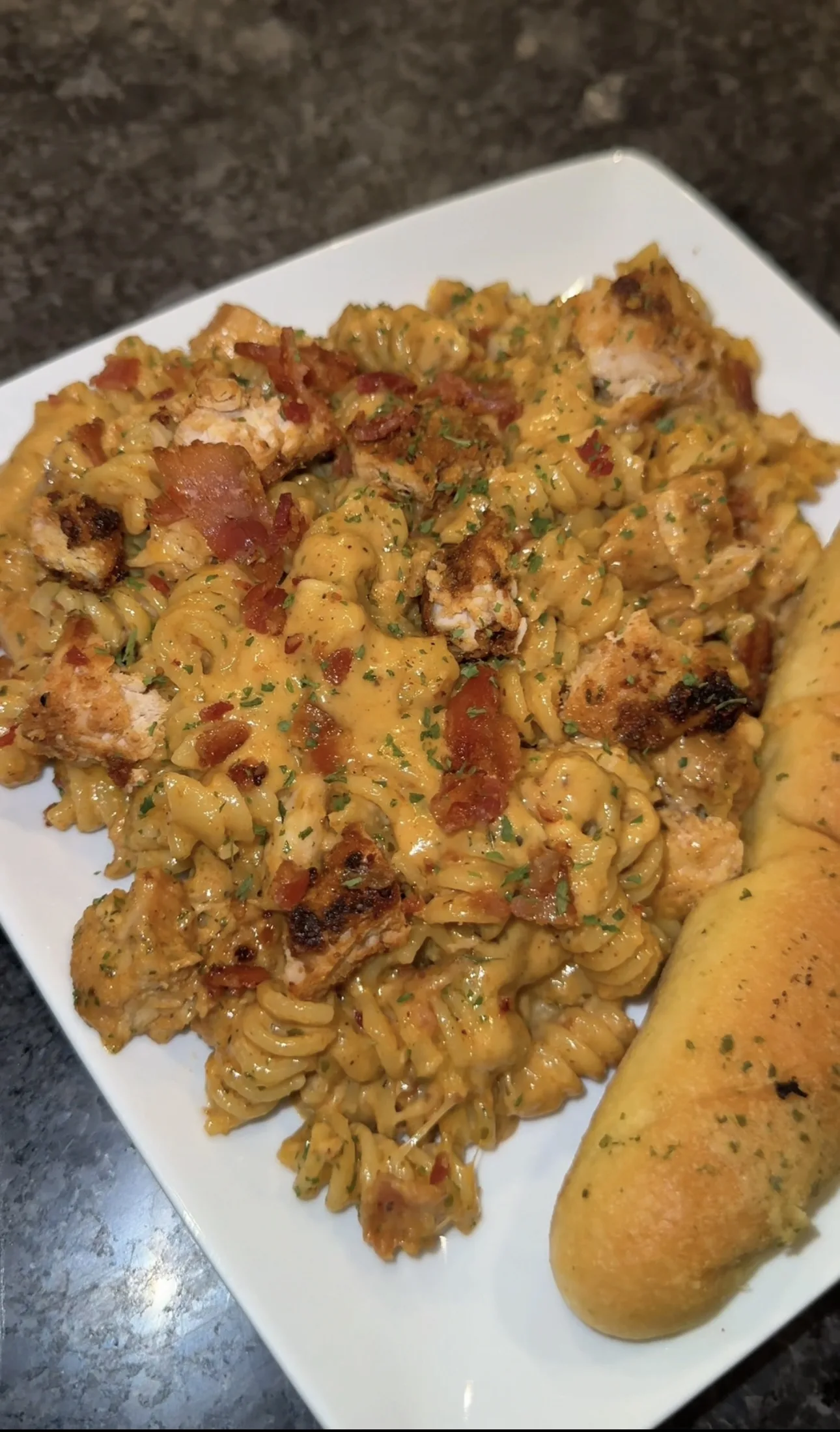 bacon-chicken-ranch-pasta