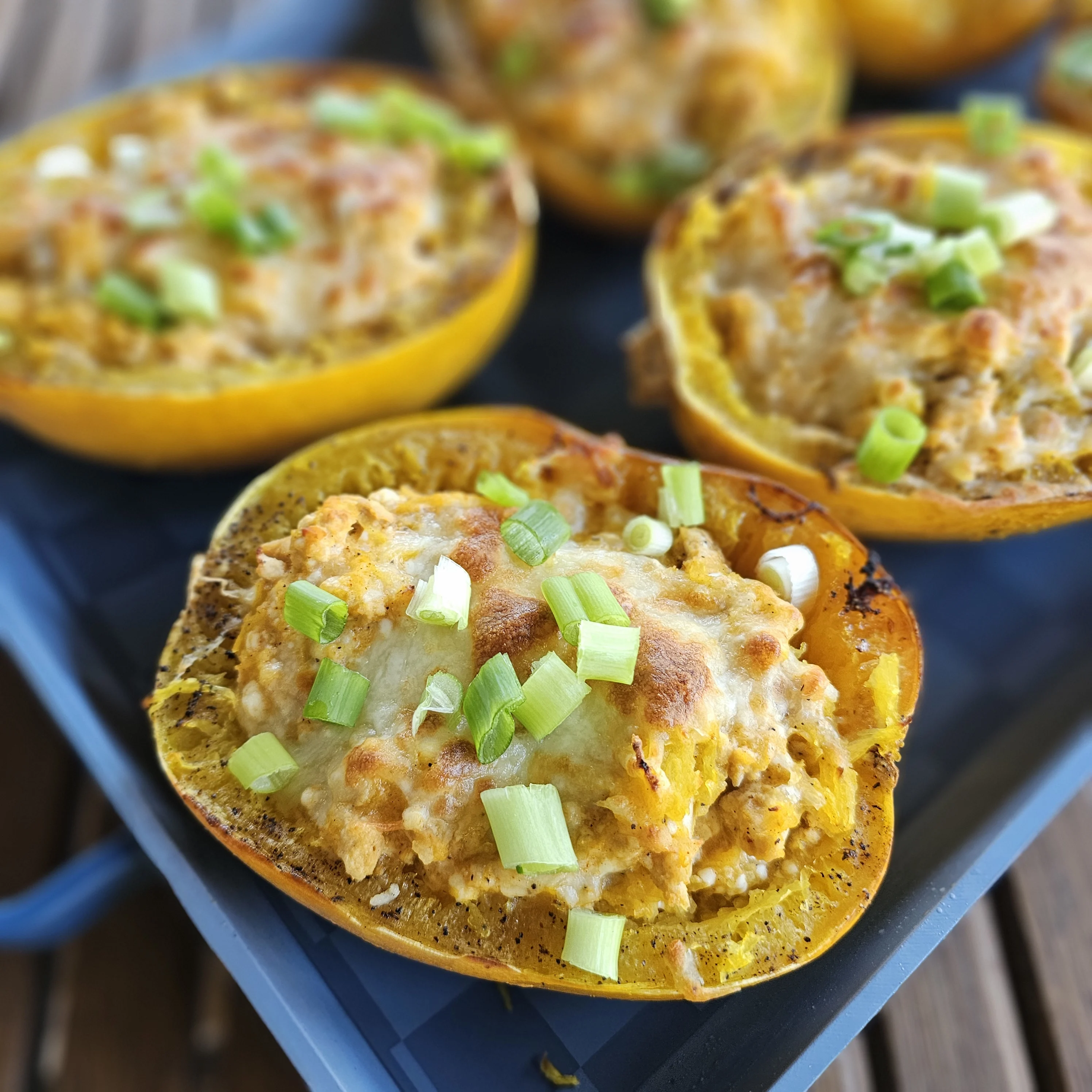 creamy-buffalo-chicken-and-ranch-spaghetti-squash