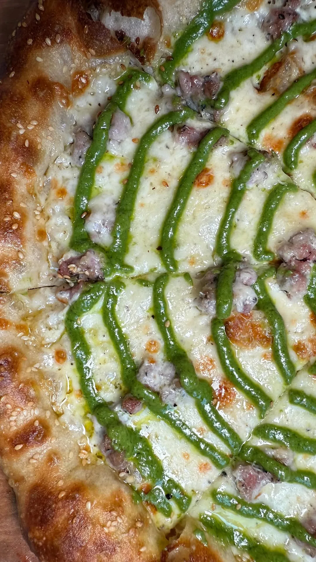 white-pie-with-italian-sausage-and-homemade-pestoo