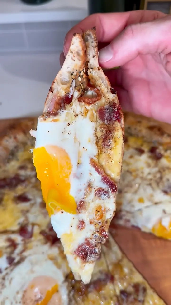 bacon-egg-and-four-cheese-breakfast-pizza