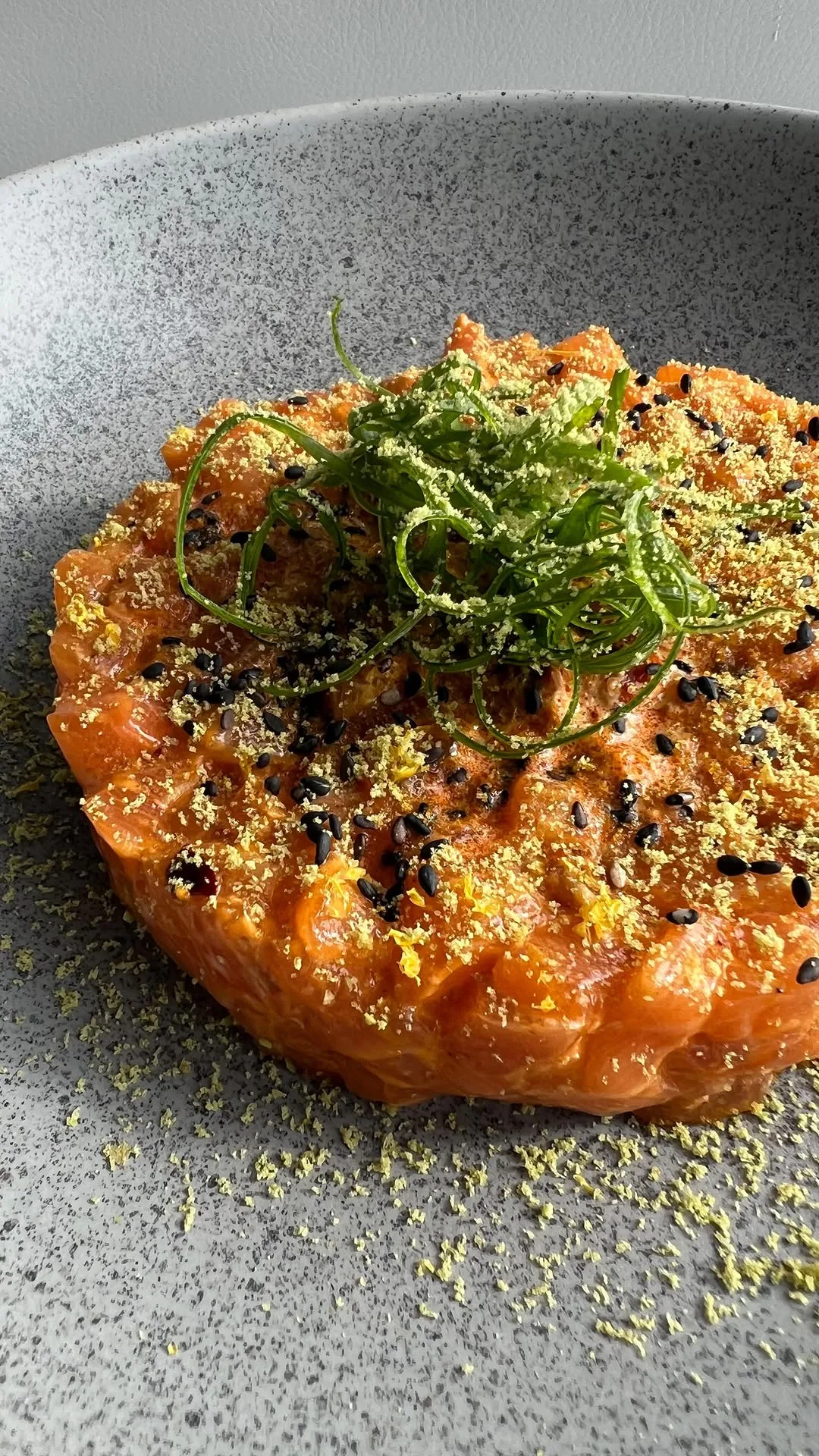 spicy-salmon-tartare