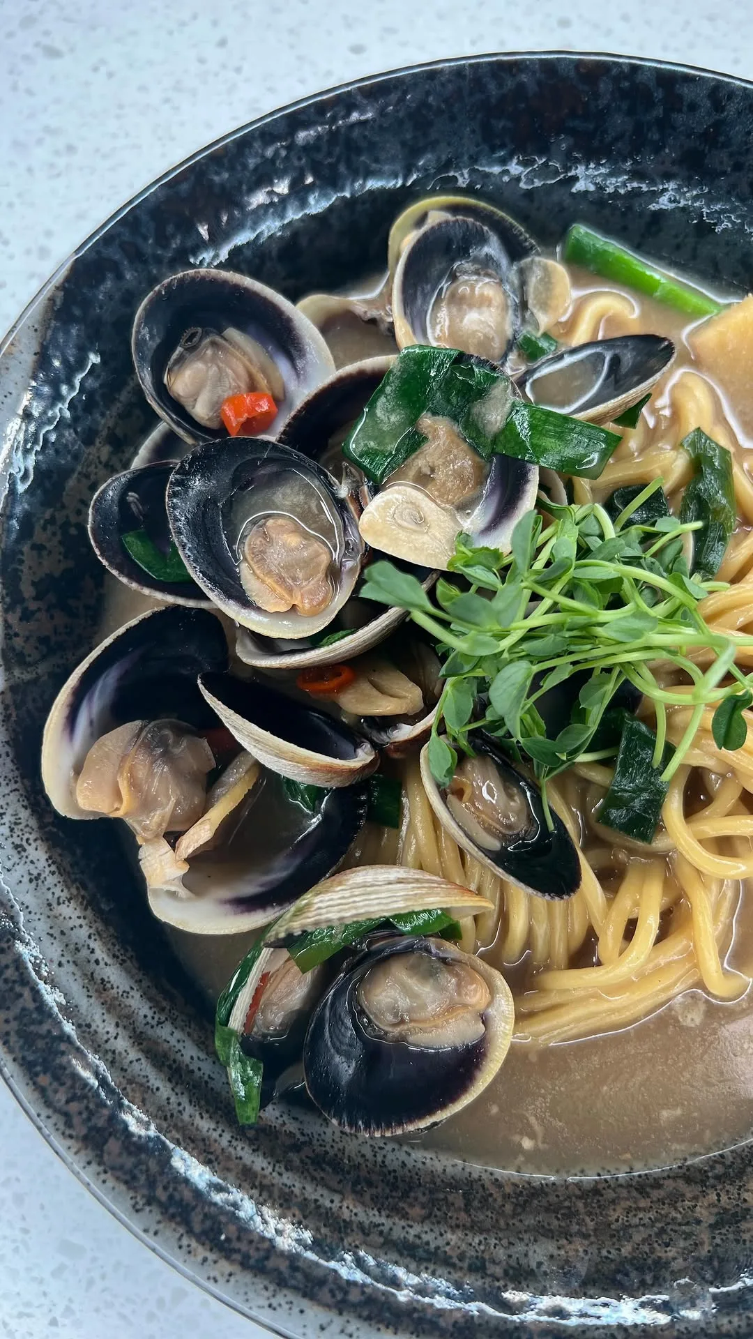 drunken-clams-and-noodles