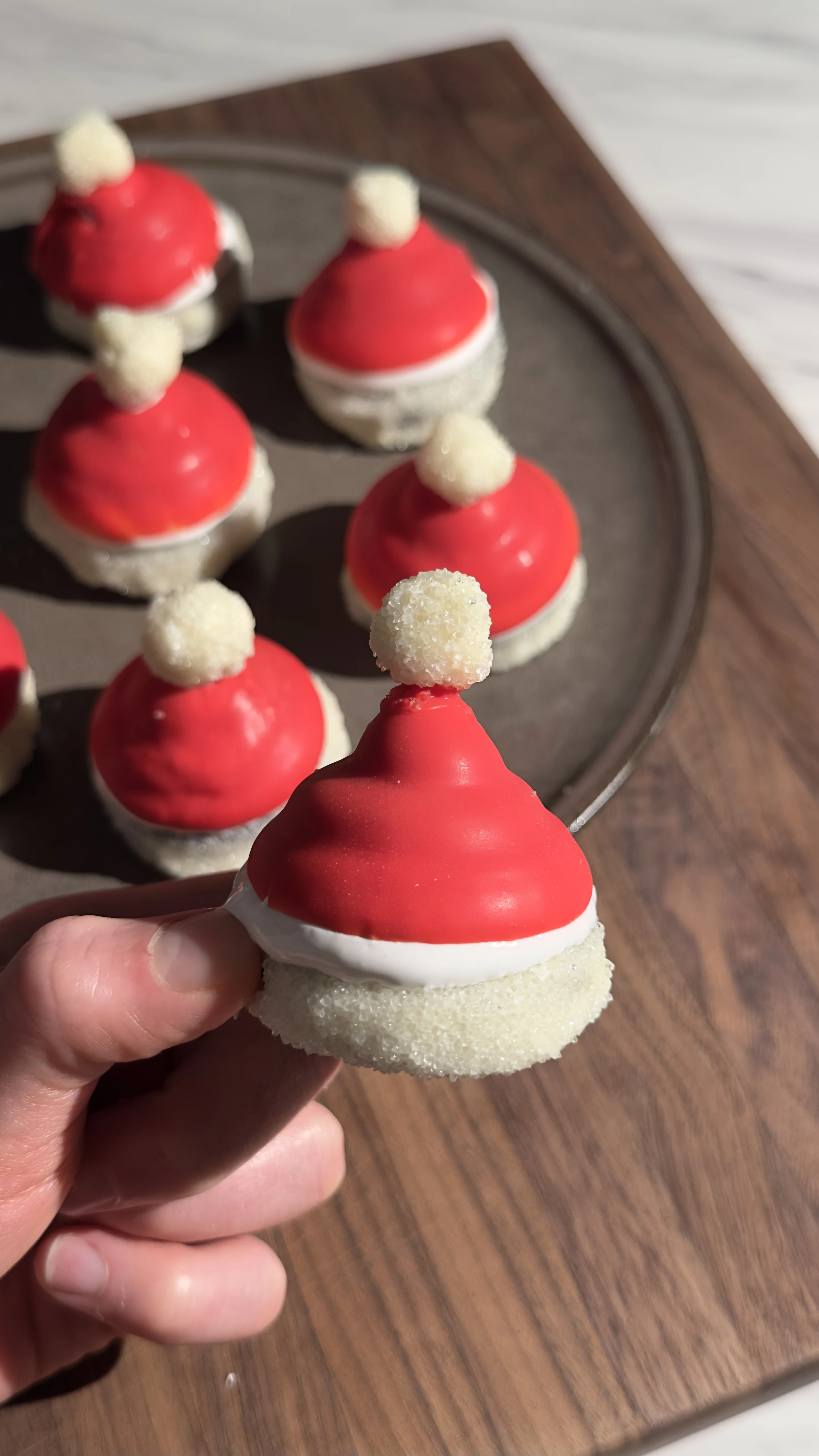 vegan-santa-hat-marshmallow-cookies-(krembo-style)