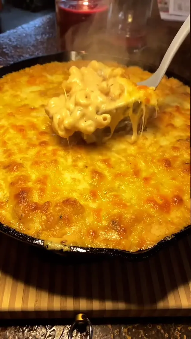 thanksgiving-mac-and-cheese