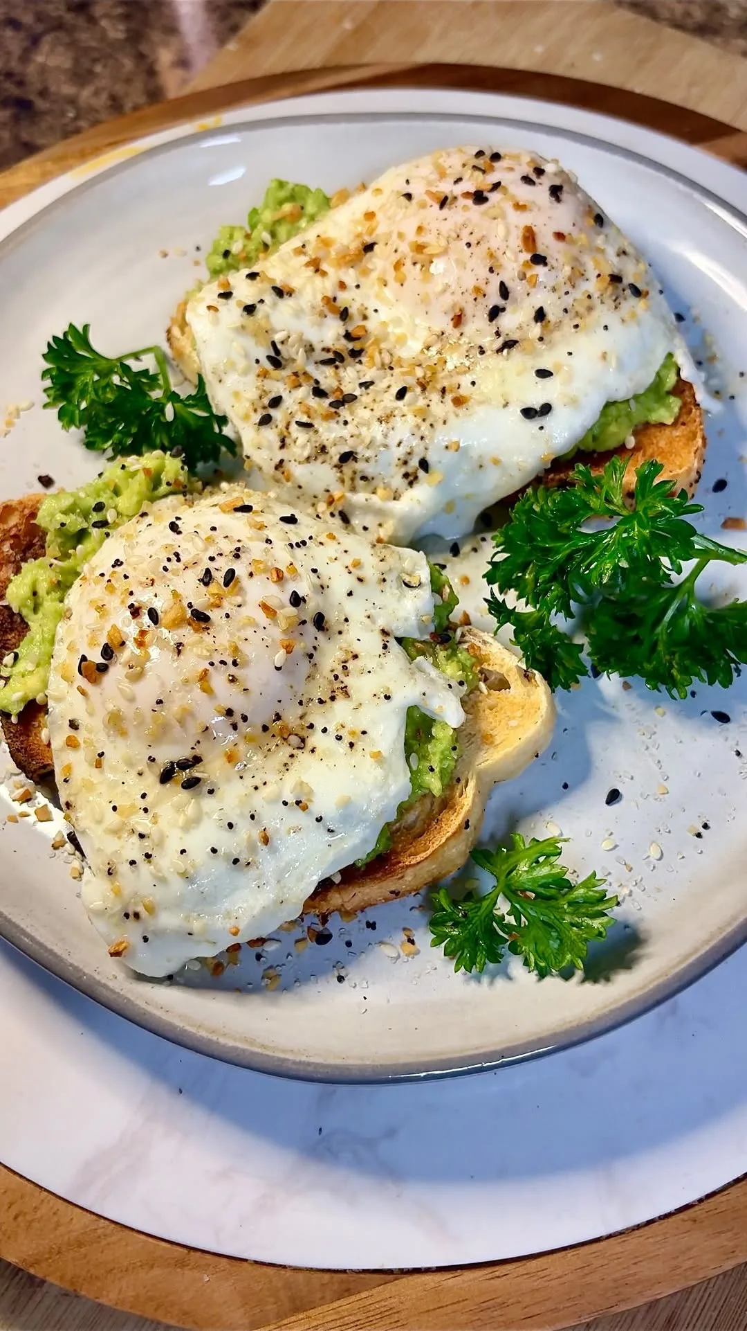 everything-bagel-avocado-toast