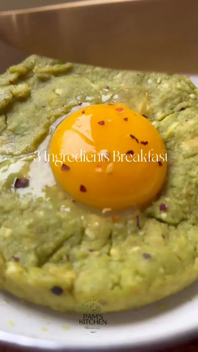 golden-yolked-breakfast-bliss
