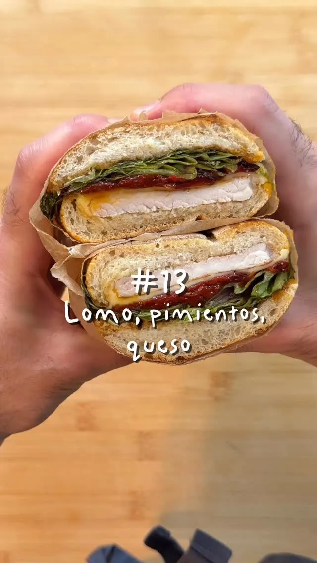 lomo-pimientos-queso-bocadillo