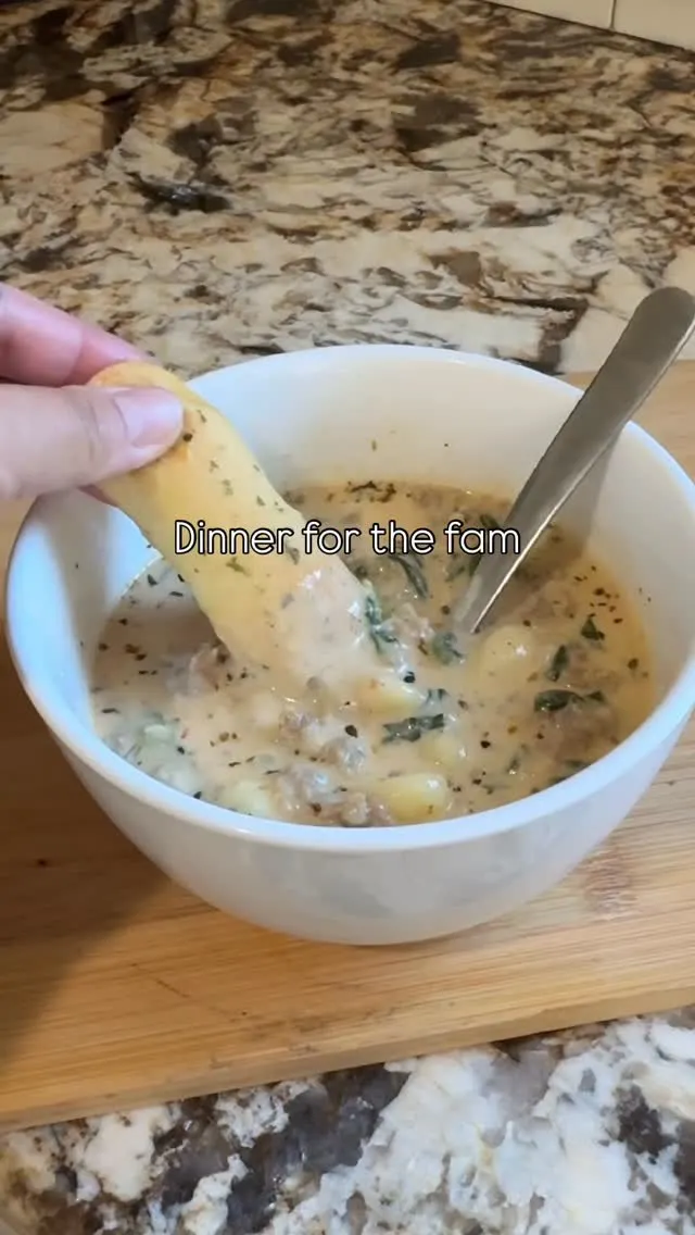 italian-sausage-gnocchi-soup