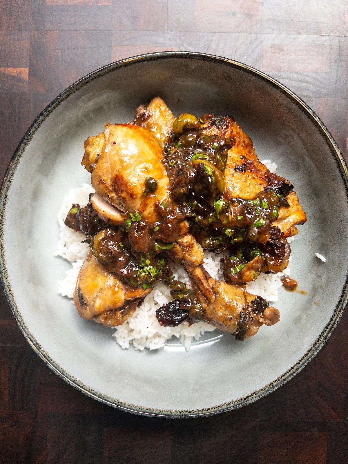 chicken-marbella-with-white-rice