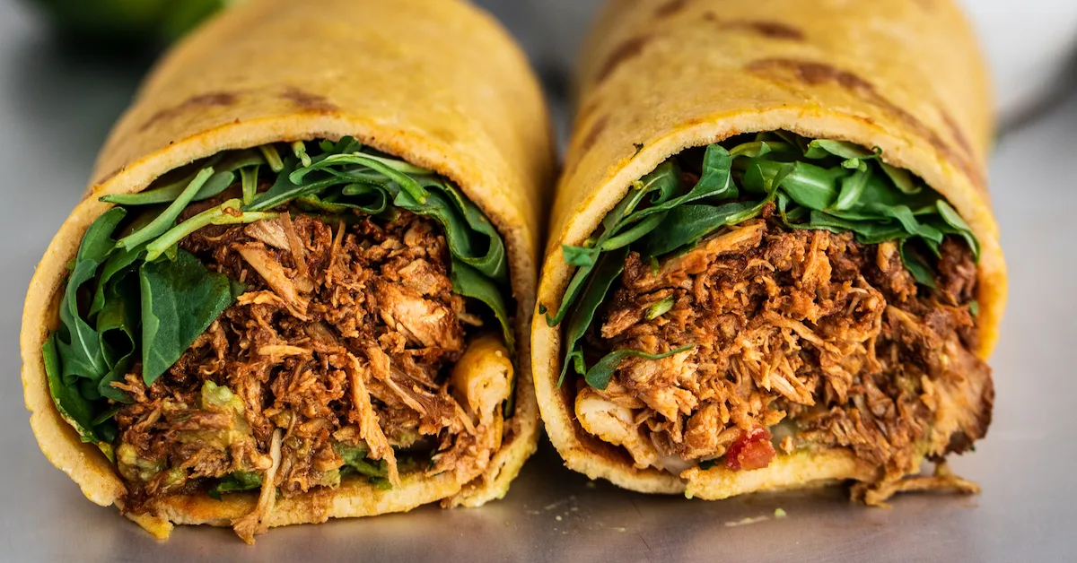 slow-cooked-chipotle-chicken-egg-wraps