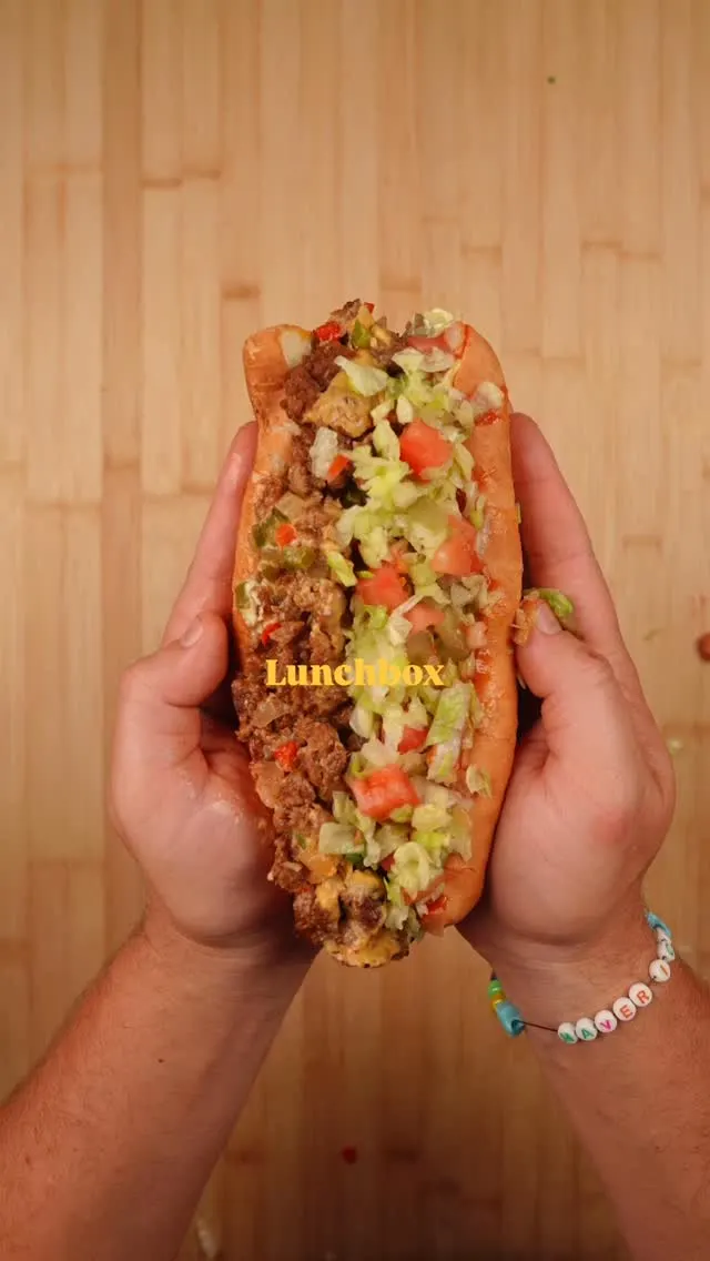 lunchbox-madness-part-10:-the-chopped-cheese-sandwich
